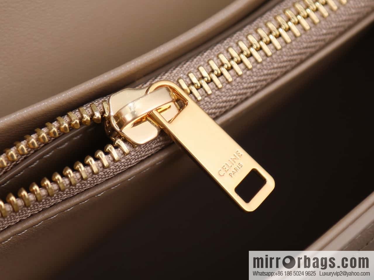 [Premium quality, all-steel hardware] VICTOIRE medium soft cow leather handbag number: 115853