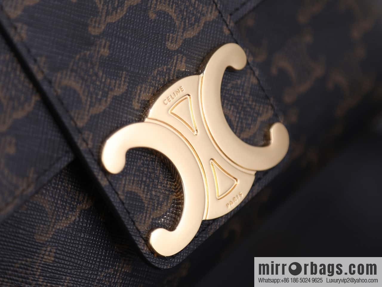 [Premium quality, all-steel hardware] VICTOIRE medium old flower cow leather handbag number: 115853 (copy)