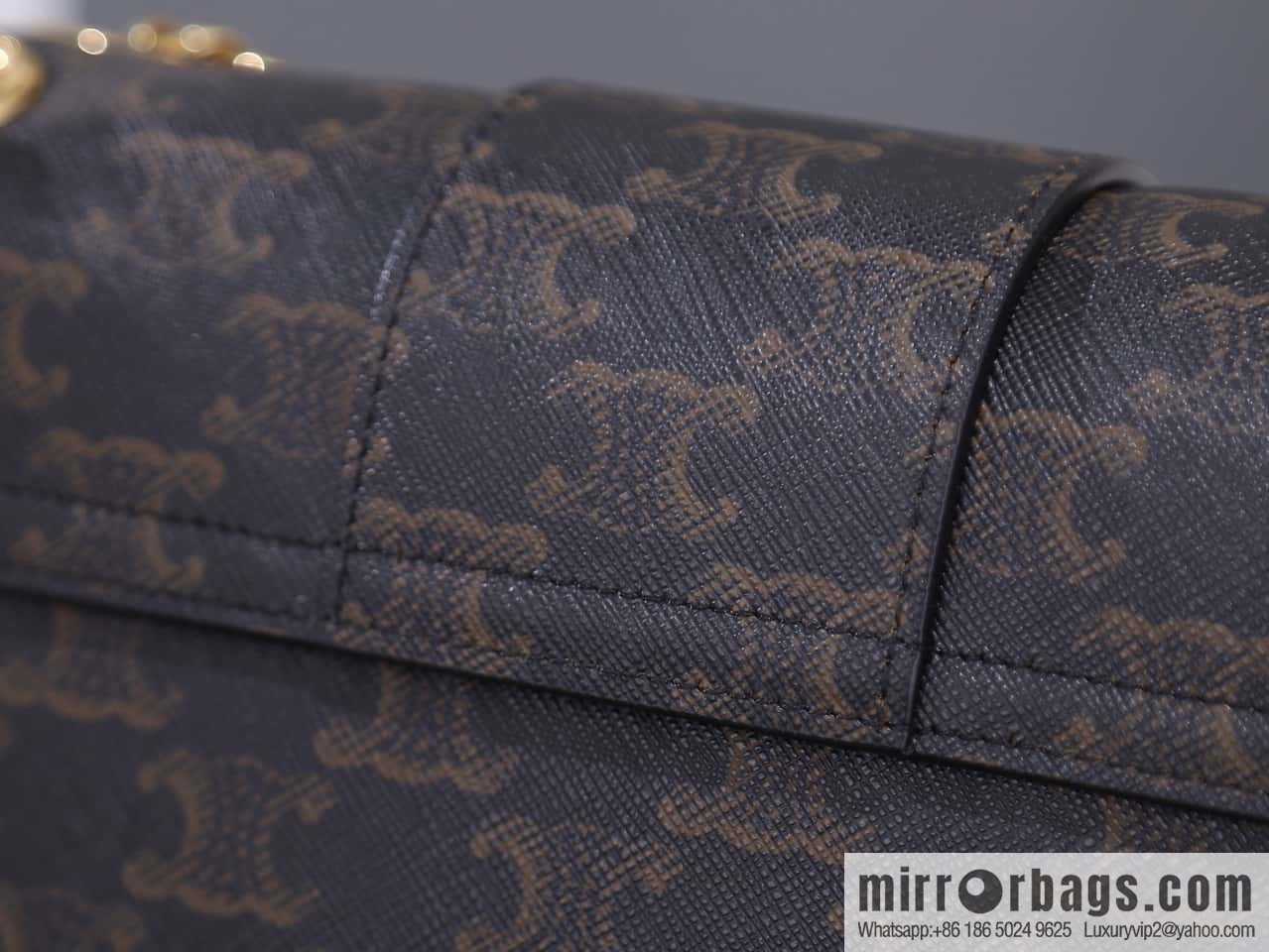 [Premium quality, all-steel hardware] VICTOIRE medium old flower cow leather handbag number: 115853 (copy)