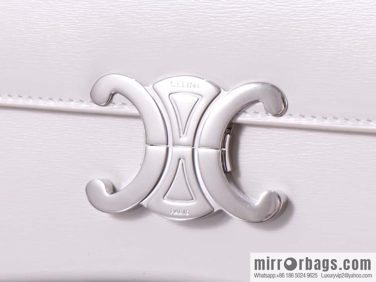 [Premium quality, all-steel hardware] LOLA medium bright cow leather handbag number: 115533