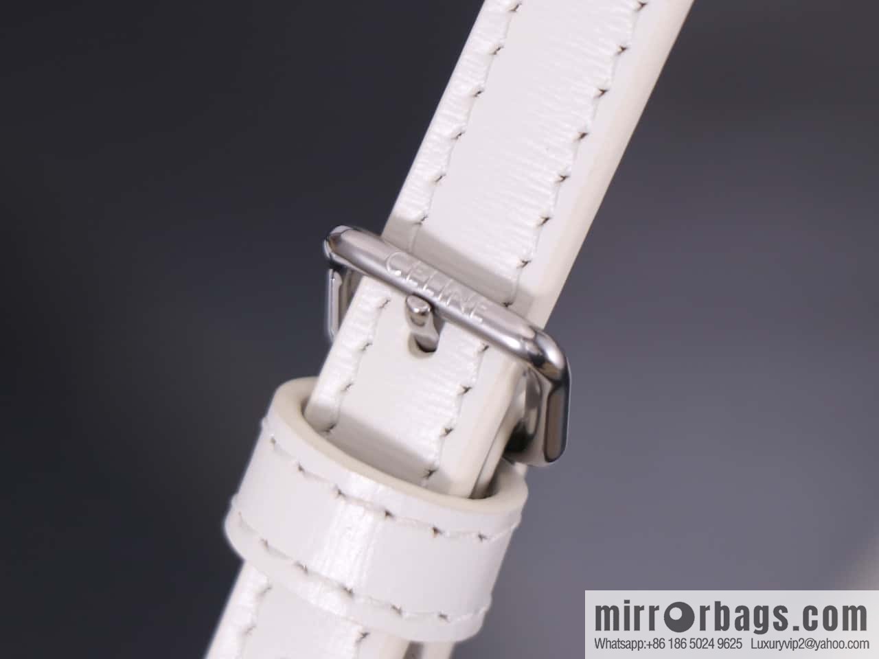 [Premium quality, all-steel hardware] LOLA medium bright cow leather handbag number: 115533