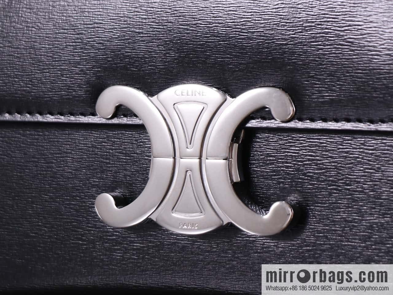 [Premium quality, all-steel hardware] LOLA medium bright cow leather handbag number: 115533