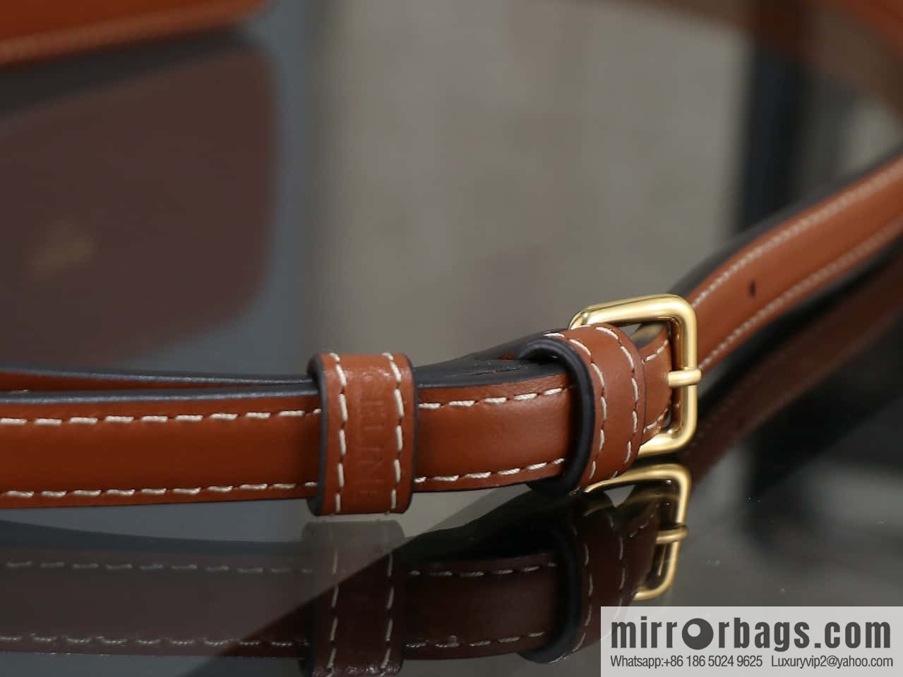 [Premium quality, all-steel hardware] CELIN_E TRIOMPHE mini cowhide bucket bag model: 10k943