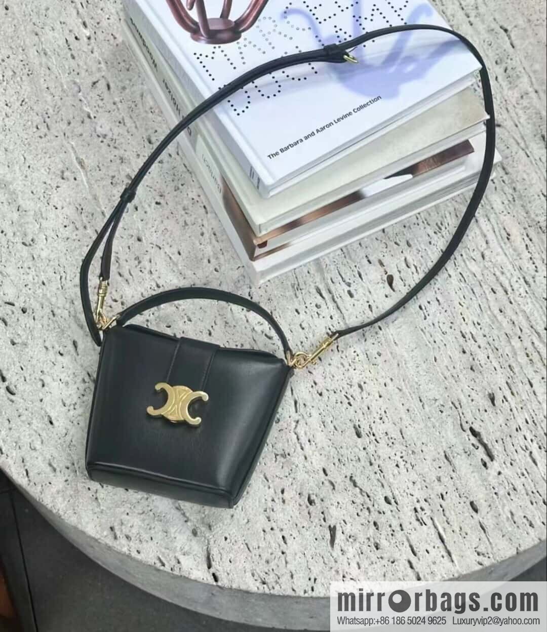 [Premium quality, all-steel hardware] CELIN_E TRIOMPHE mini cowhide bucket bag model: 10k943