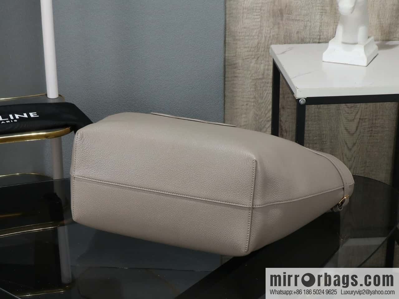 [Premium all-steel hardware] CABAS ANAS grained cow leather handbag No.: 116853ENY.04LU