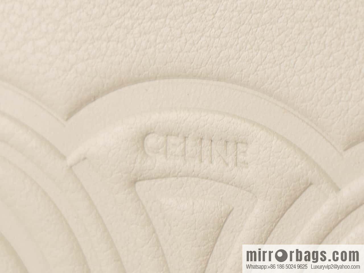 [Premium all-steel hardware] Small HELOSE TRIOMPHE logo printed cow leather handbag No.: 117252 117523
