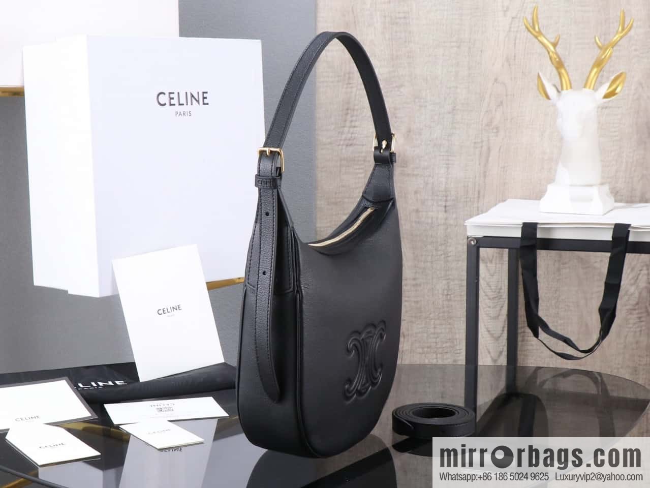 [Premium all-steel hardware] Small HELOSE TRIOMPHE logo printed cow leather handbag No.: 117252 117523