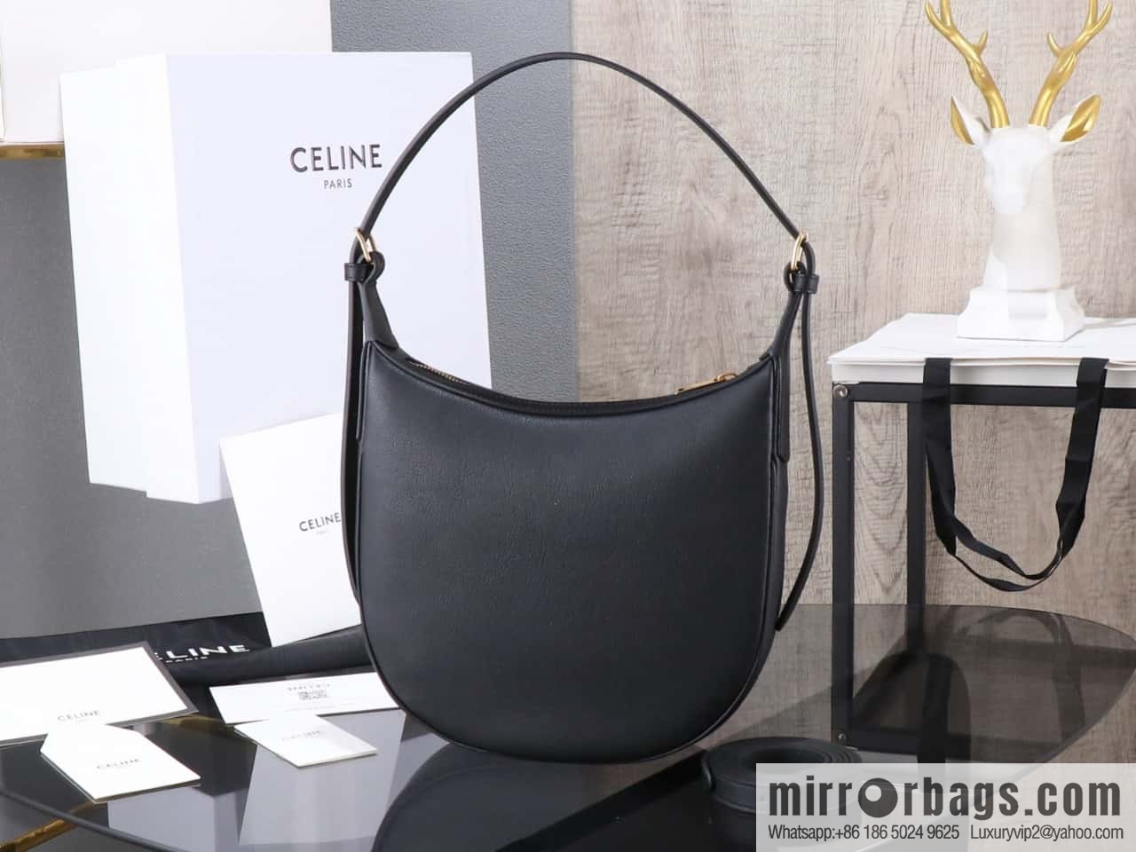 [Premium all-steel hardware] Small HELOSE TRIOMPHE logo printed cow leather handbag No.: 117252 117523
