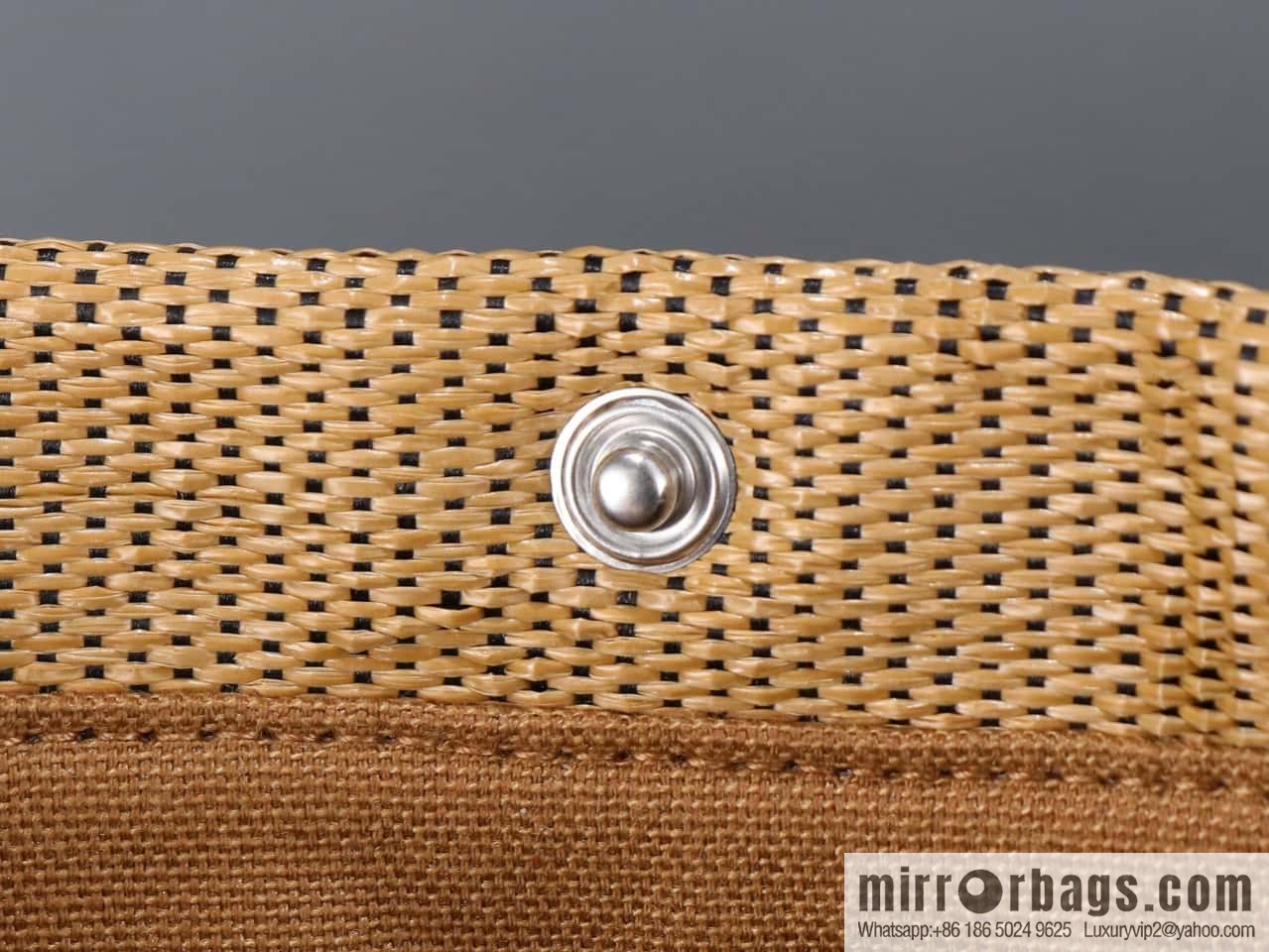 [Premium all-steel hardware] New product launched CE new fabric series handbag model number: 116992