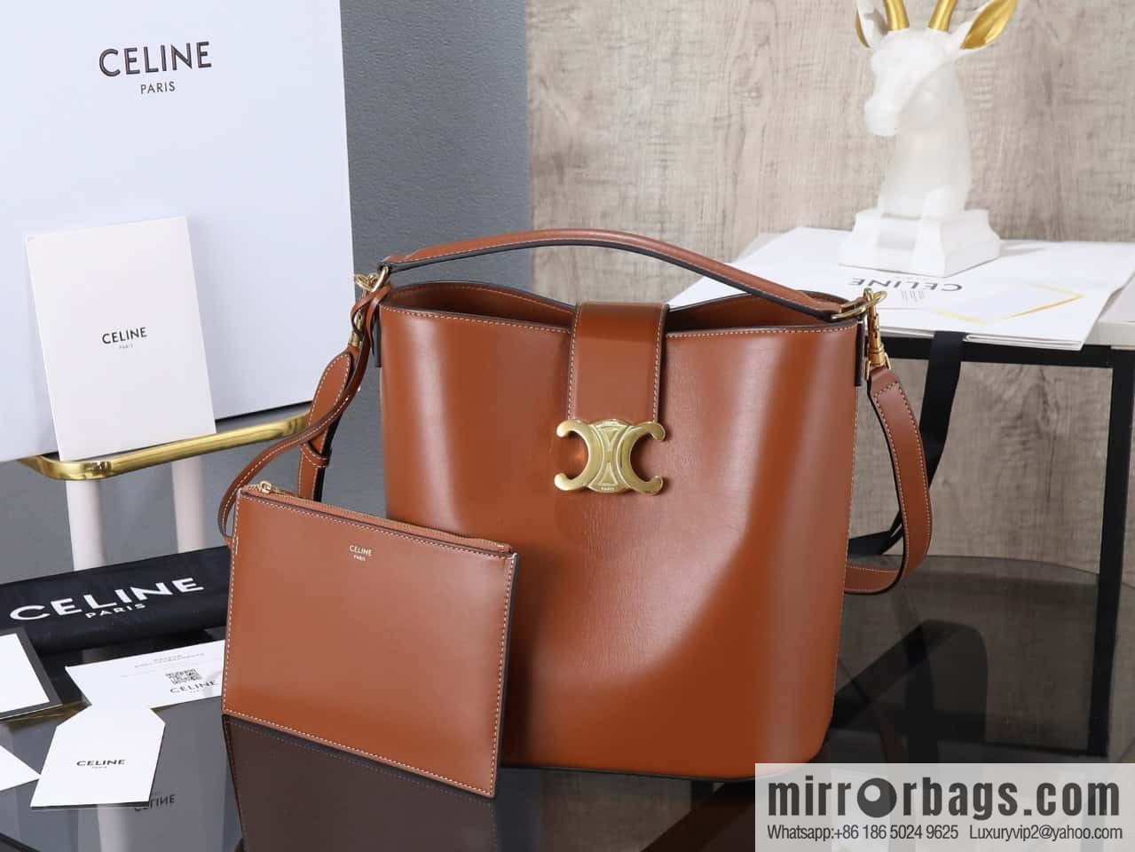 [Premium all-steel hardware] 24s new Louise bucket bag CELINE LOUISE medium smooth cow leather handbag No.: 116613FX9.38NO