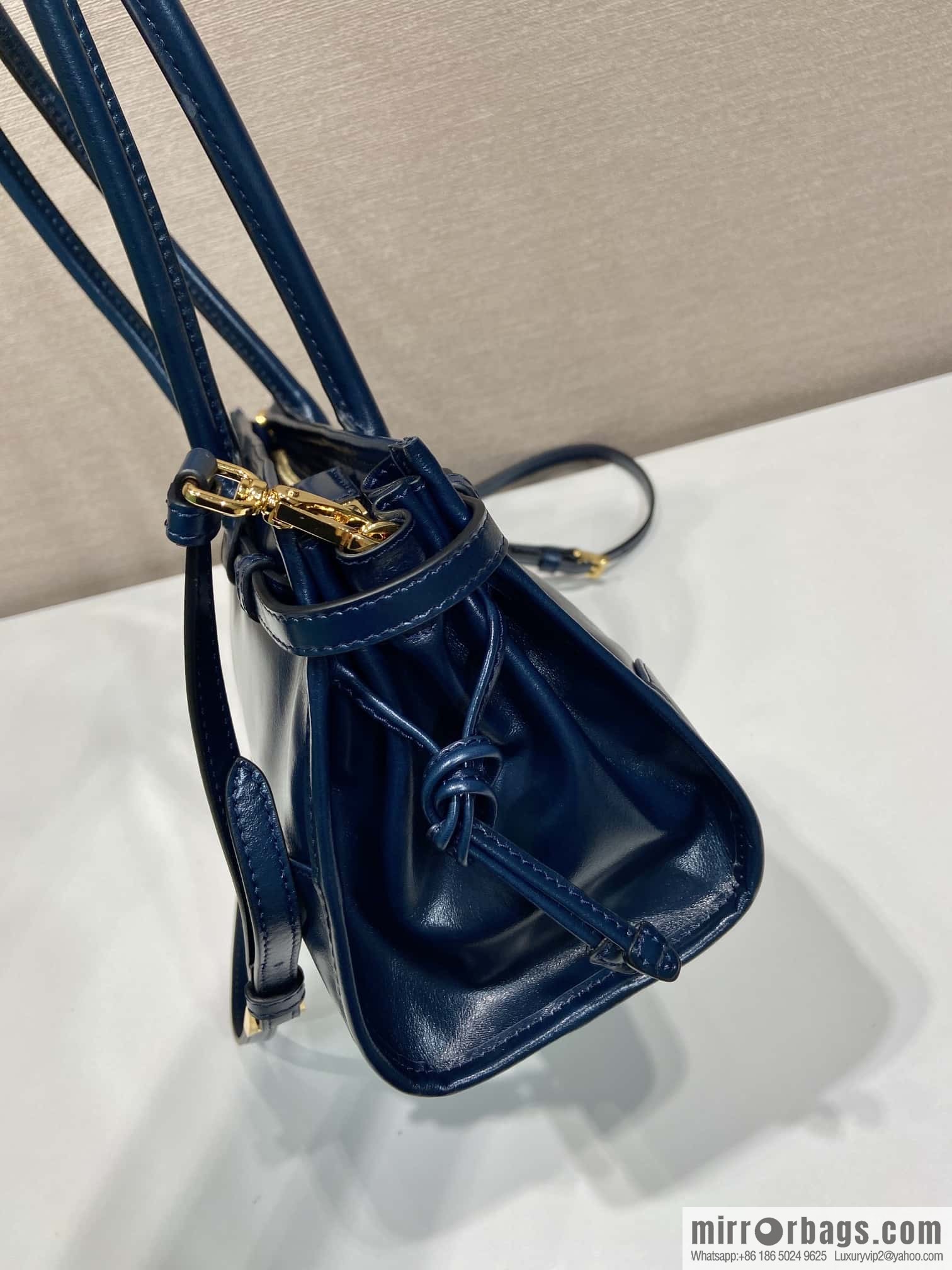 PRADA 🎉 LusSo lf oil wax leather 🎉 1BA426 small new color🎉🎉