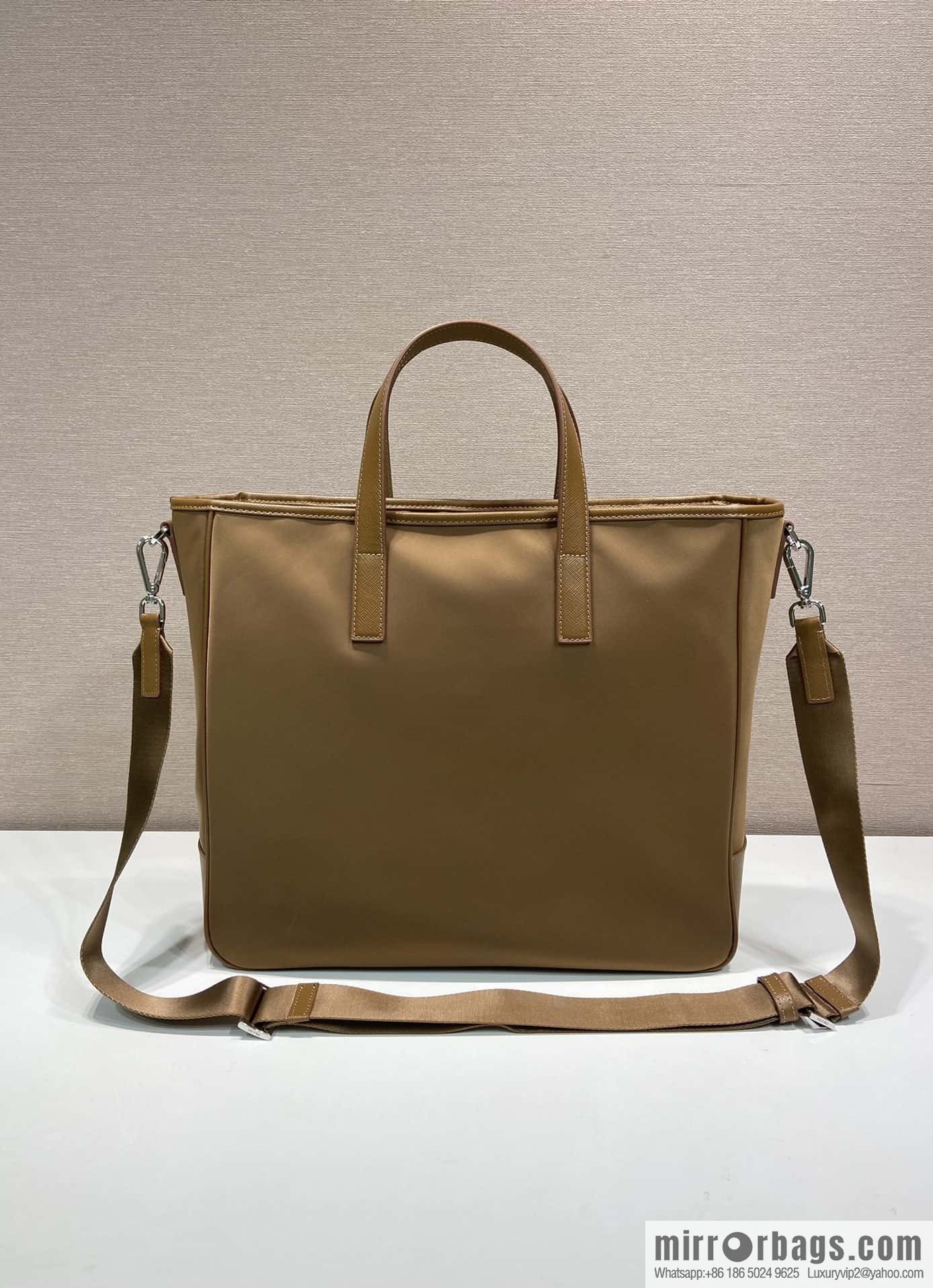 PRADA 🎉 exclusive debut 🎉 2VG064 new color