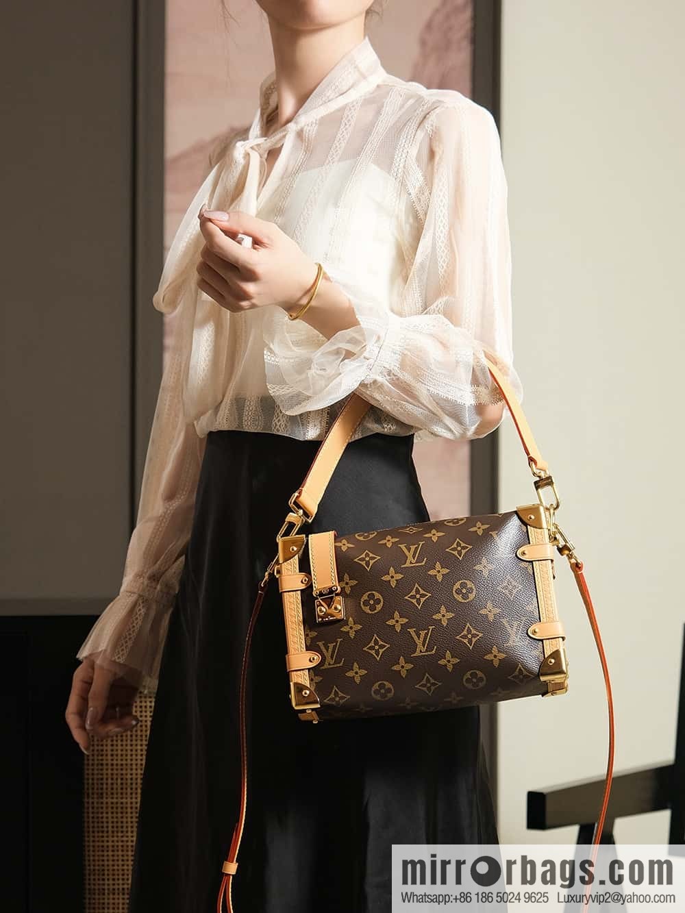 LV 𝑺𝑰𝑫𝑬 𝑻𝑹𝑼𝑵𝑲 Chip Diamond Jump Code Medium Series #M