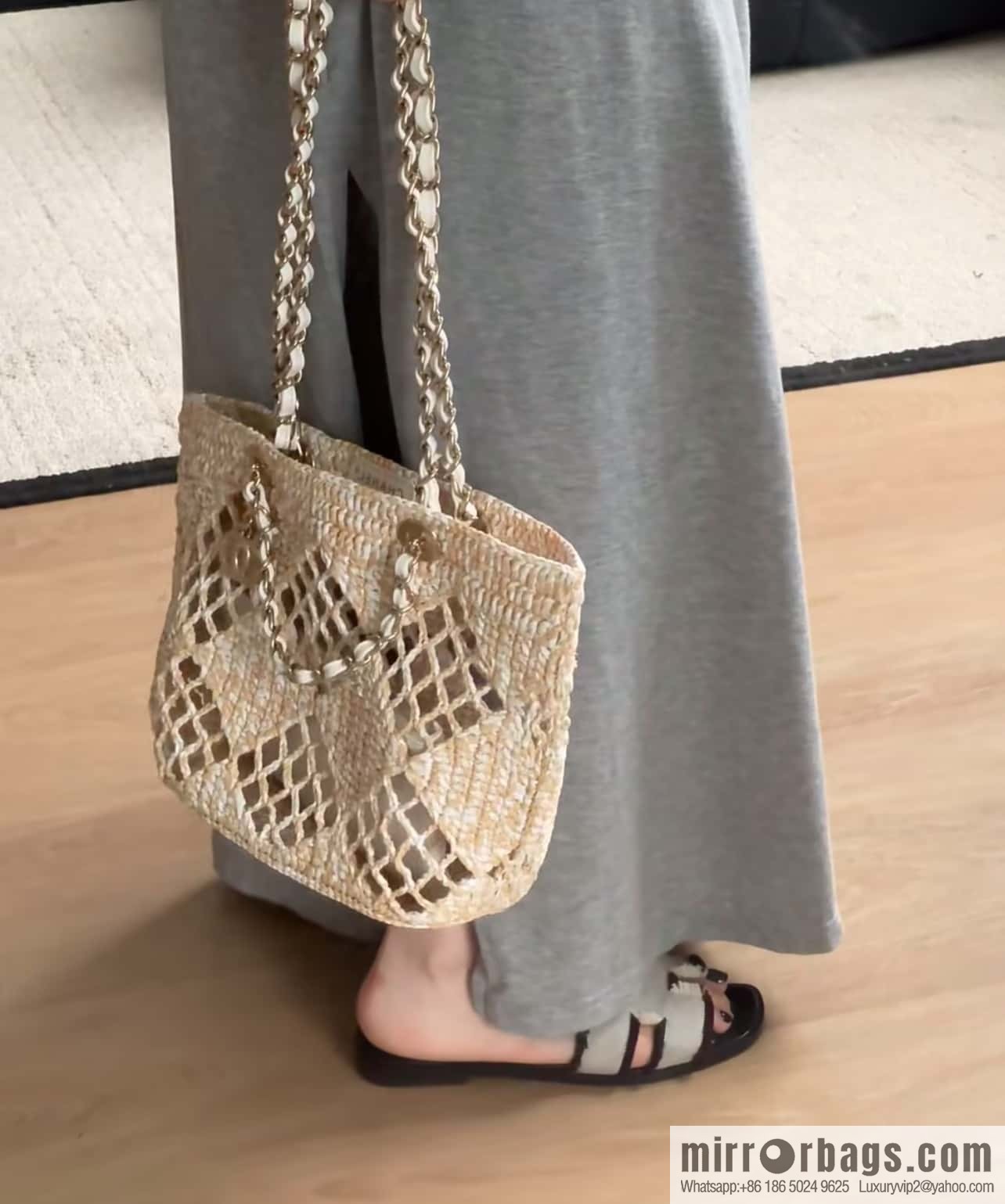 𝐂𝐡𝐚𝐧𝐞𝐥 𝟮𝟰 CoCo Beach Straw Shopping Bag 🛍️ S