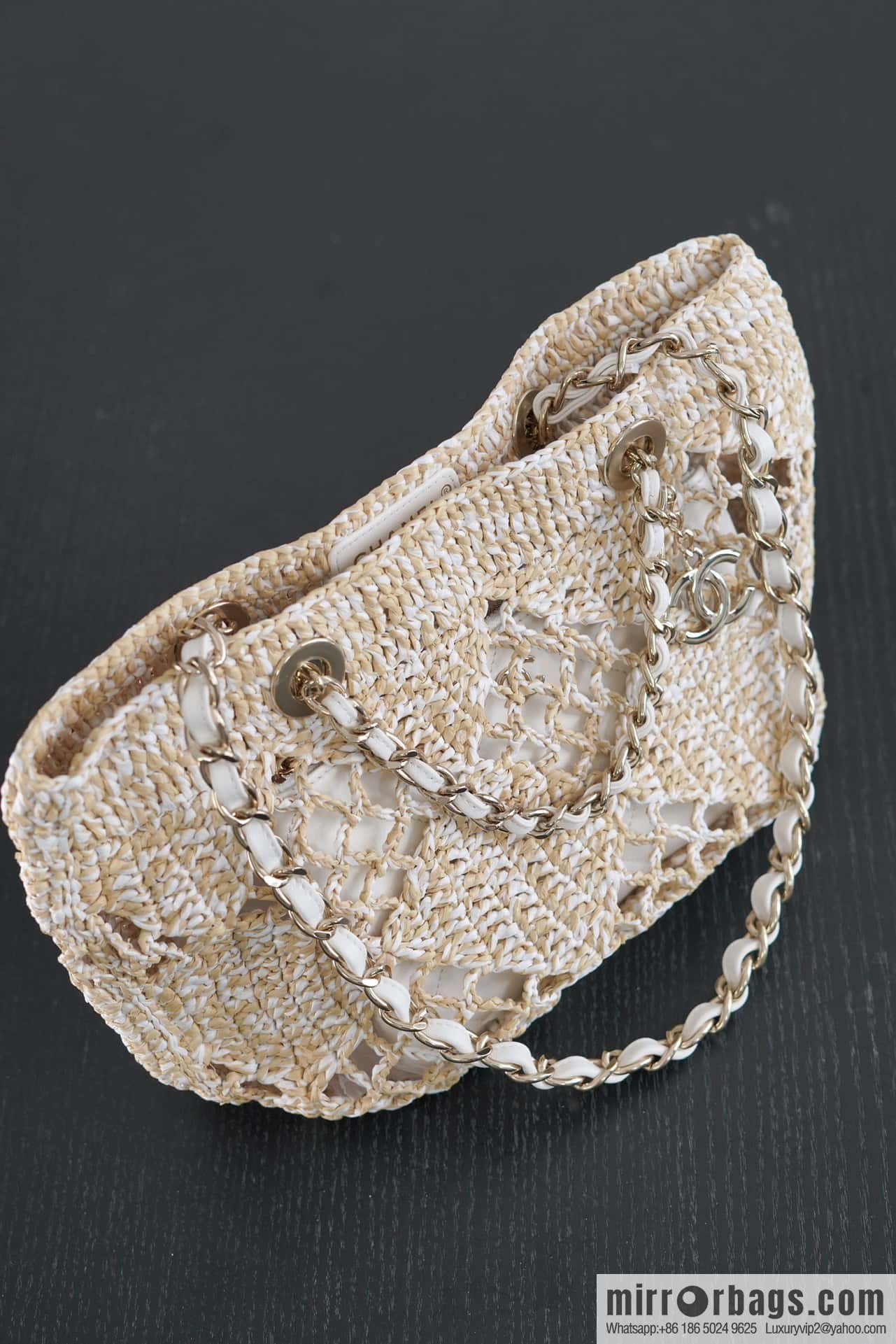𝐂𝐡𝐚𝐧𝐞𝐥 𝟮𝟰 CoCo Beach Straw Shopping Bag 🛍️ S