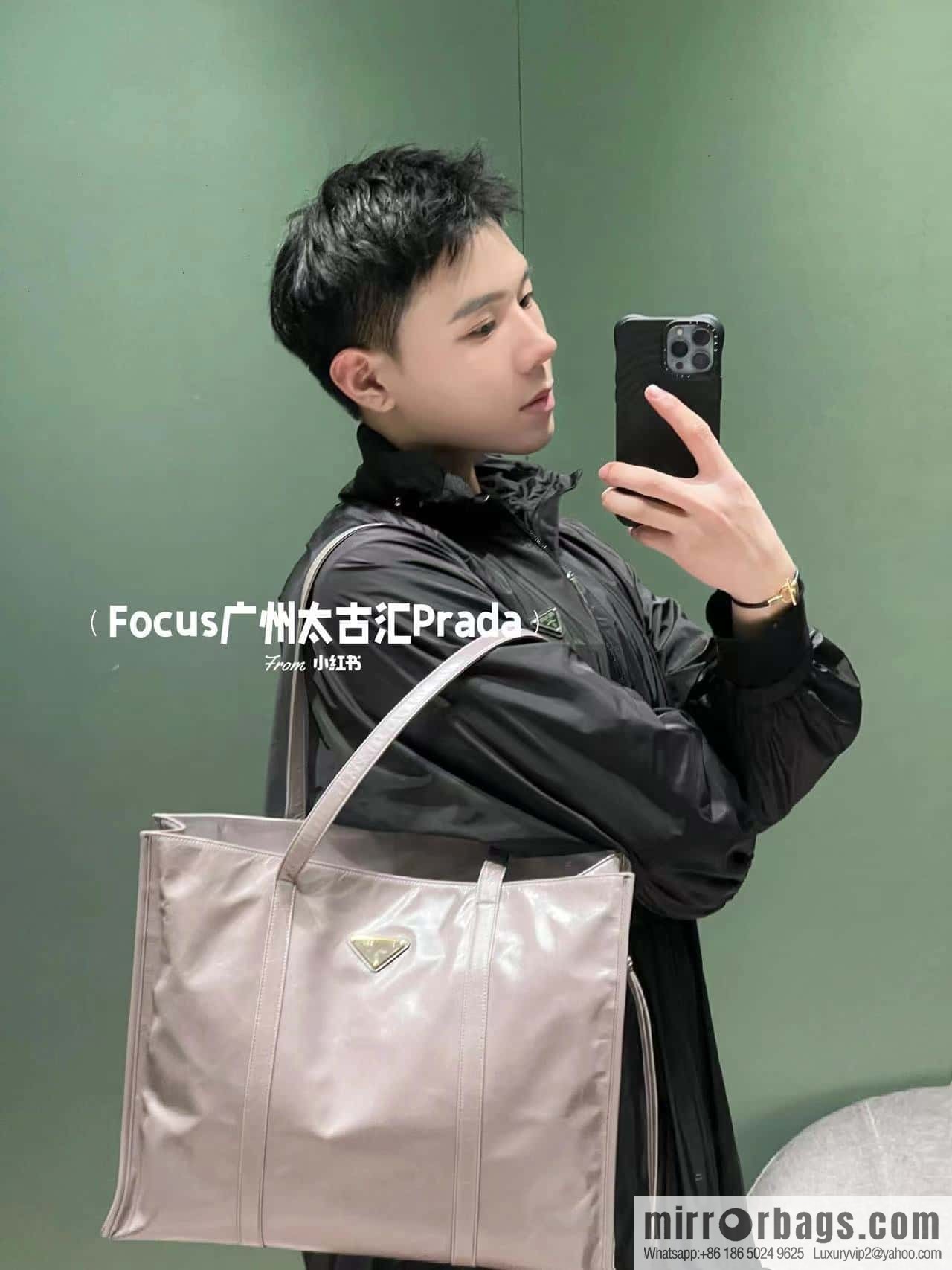 PRADA 🎉 oil wax tote bag 🎉 1BG460 new color