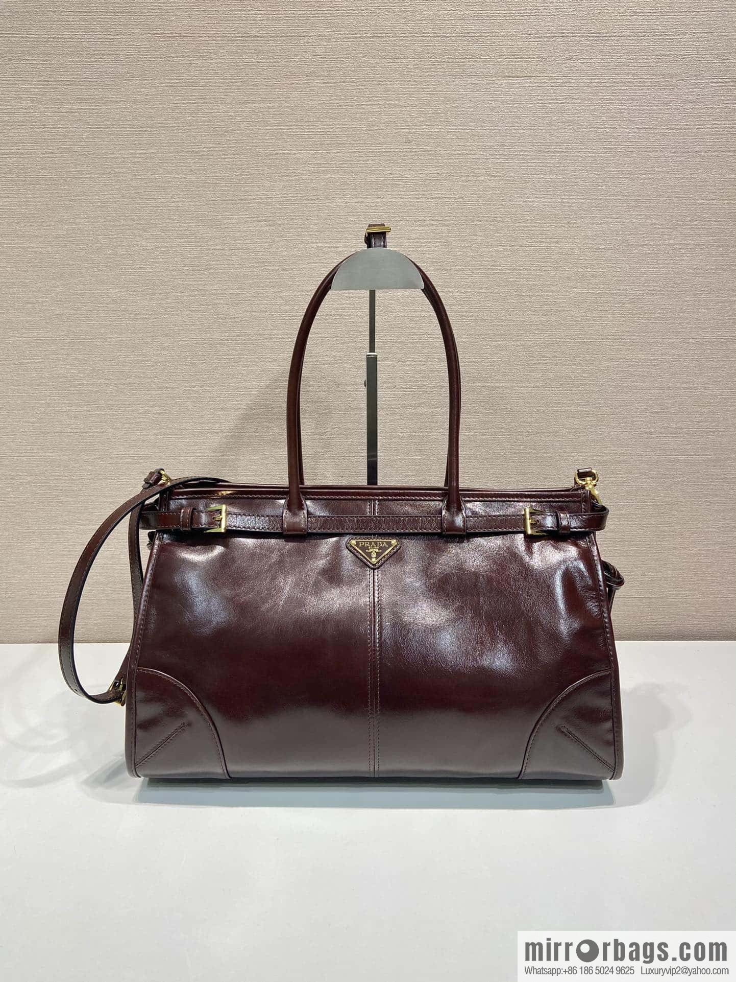 PRADA 🎉 LusSo lf oil wax leather 🎉 1BA433 large 🎉🎉 burgundy