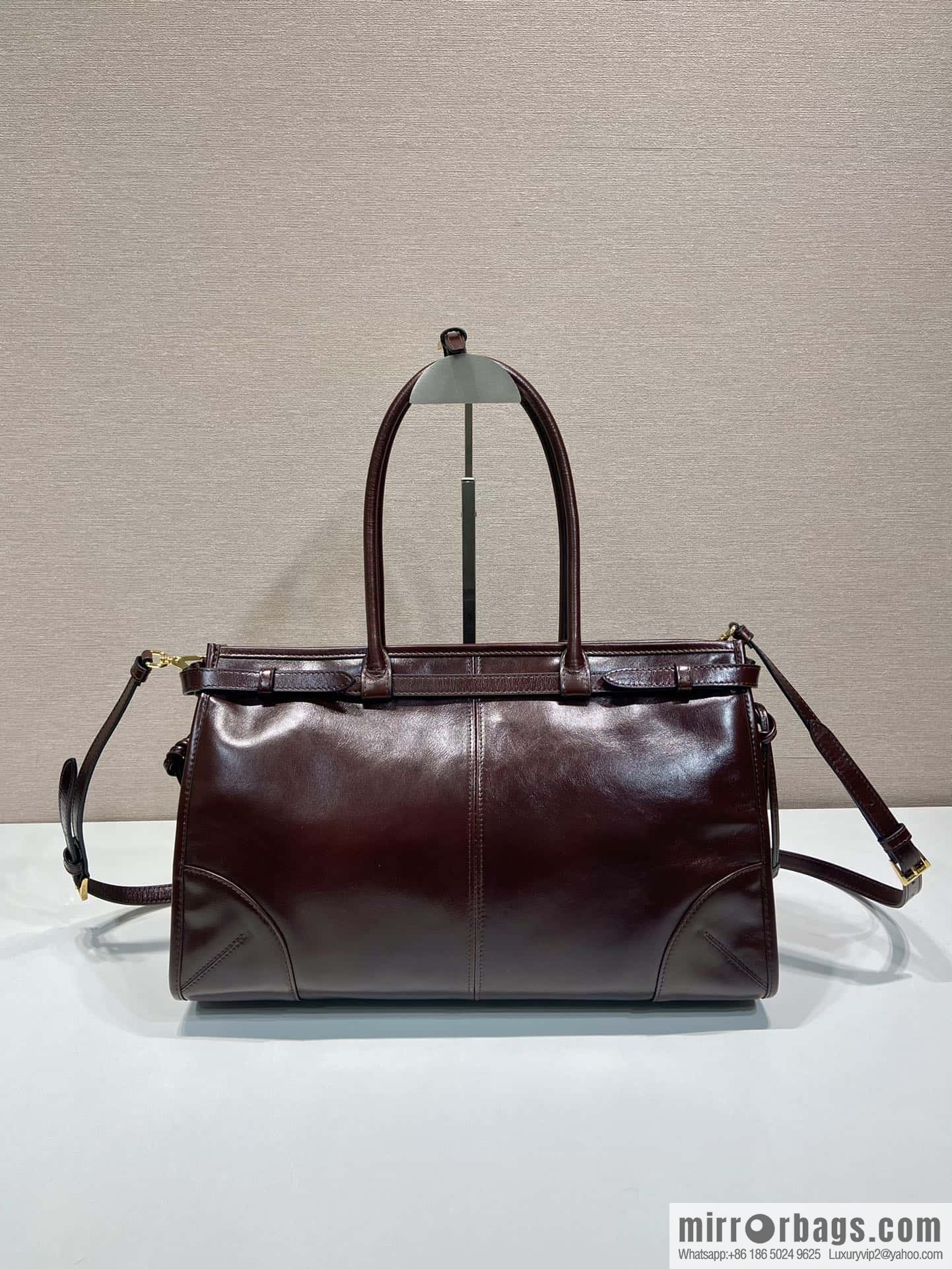 PRADA 🎉 LusSo lf oil wax leather 🎉 1BA433 large 🎉🎉 burgundy