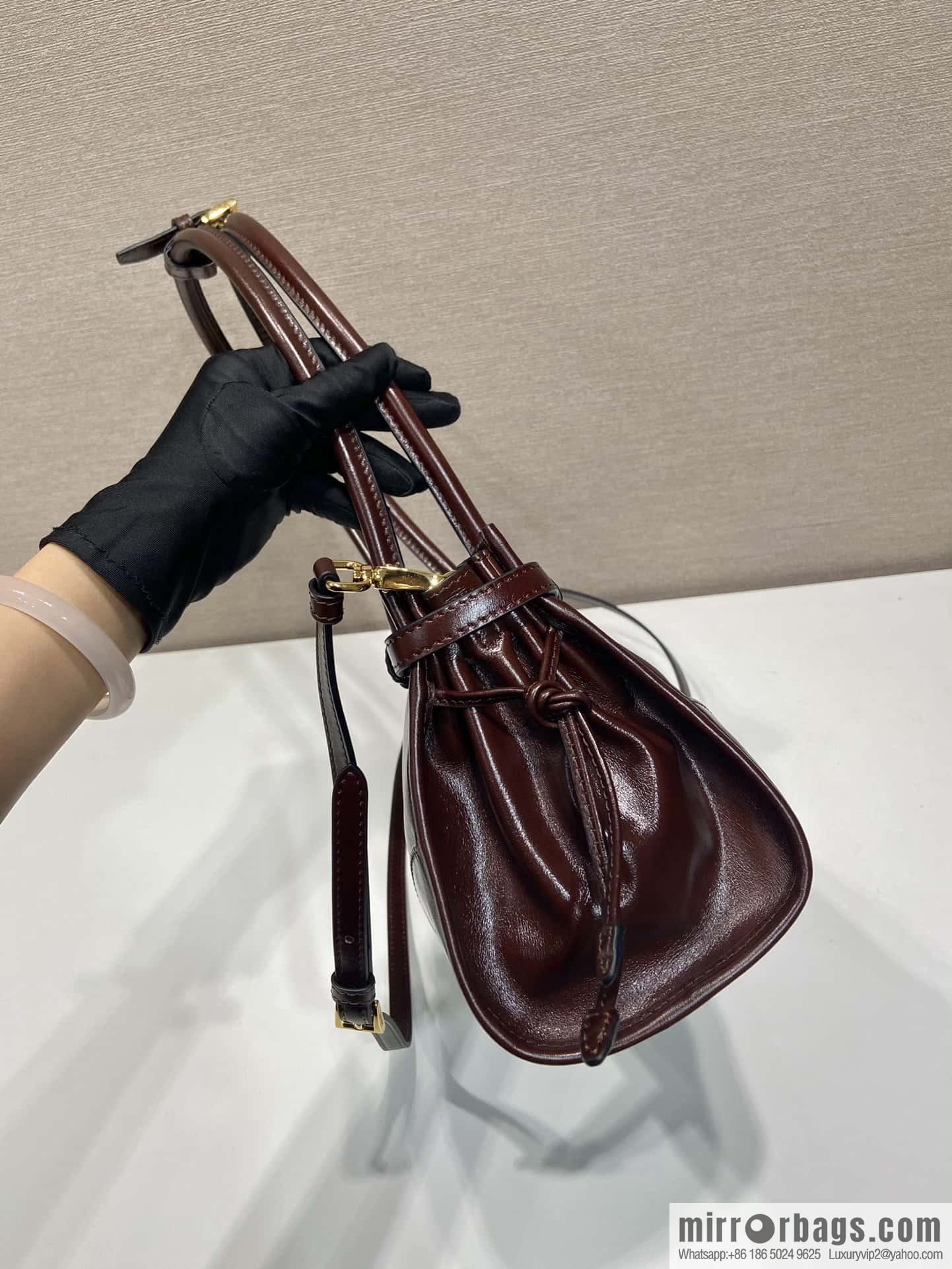 PRADA 🎉 LusSo lf oil wax leather 🎉 1BA426 small new color 🎉🎉 burgundy