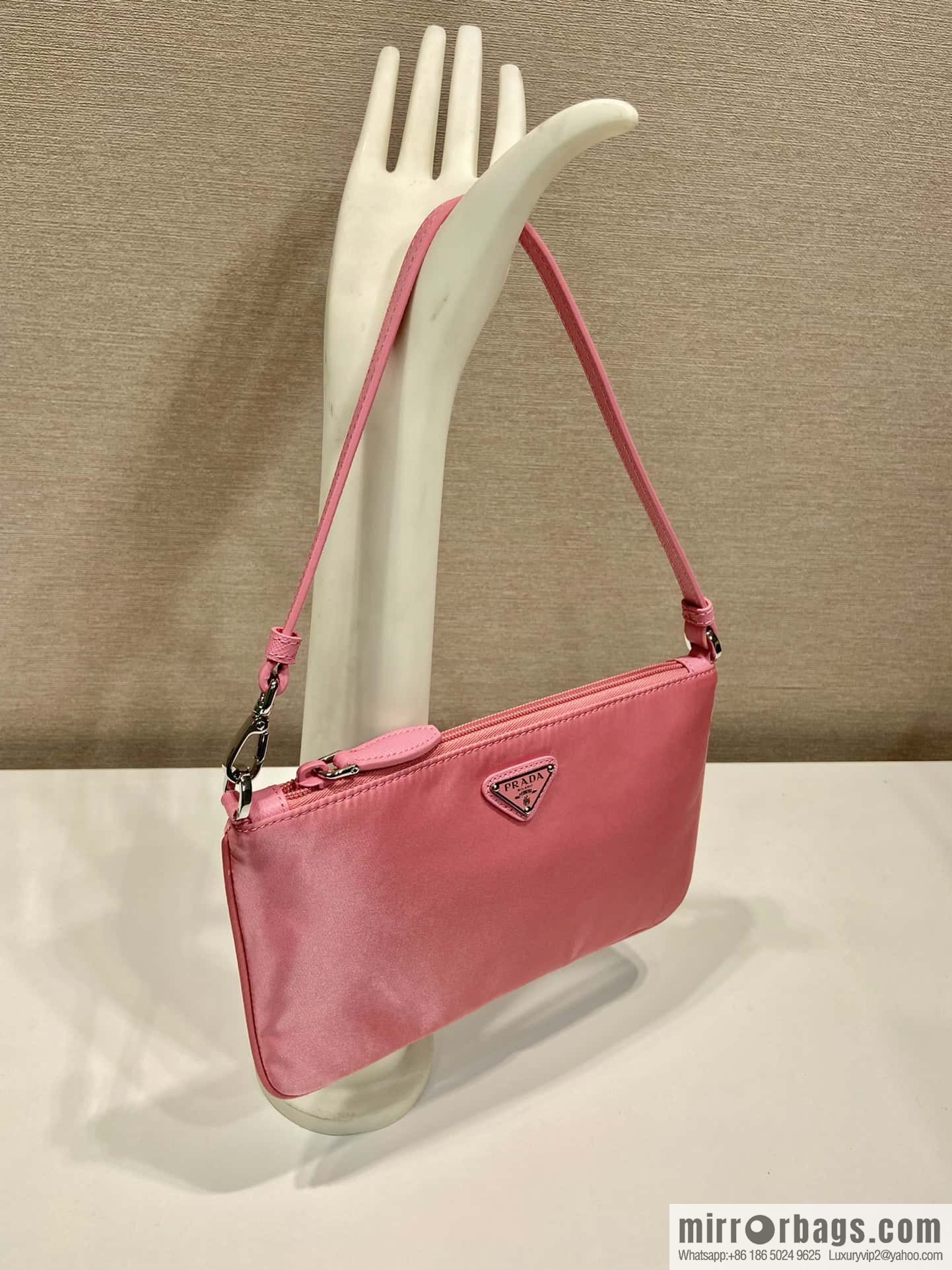 PRADA 🎉 new armpit bag 🎉 1NI545 🎉🎉 pink