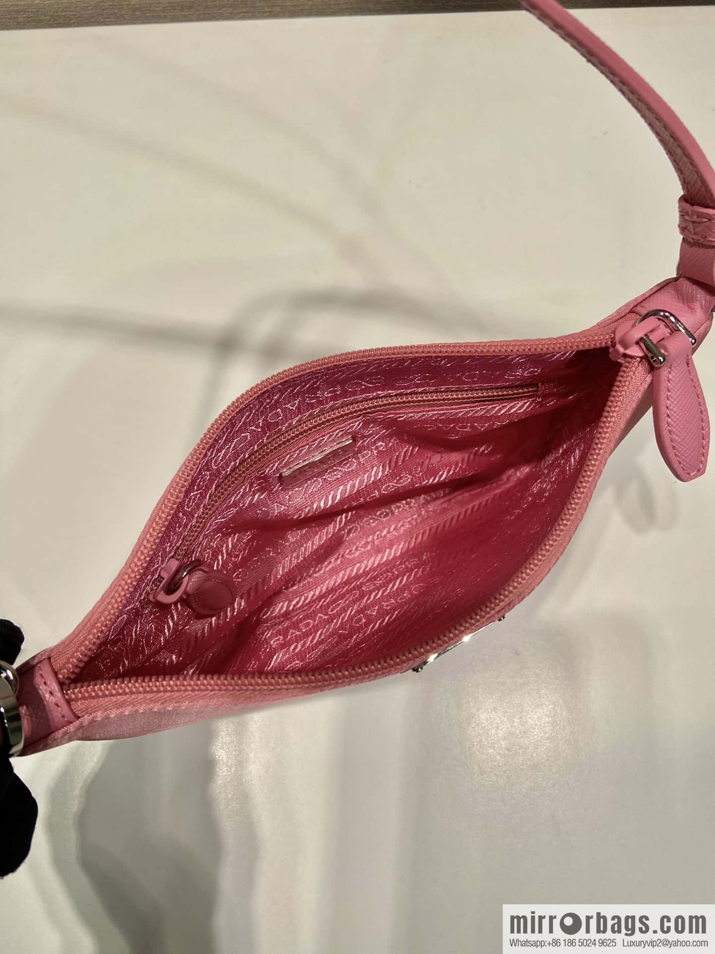 PRADA 🎉 new armpit bag 🎉 1NI545 🎉🎉 pink