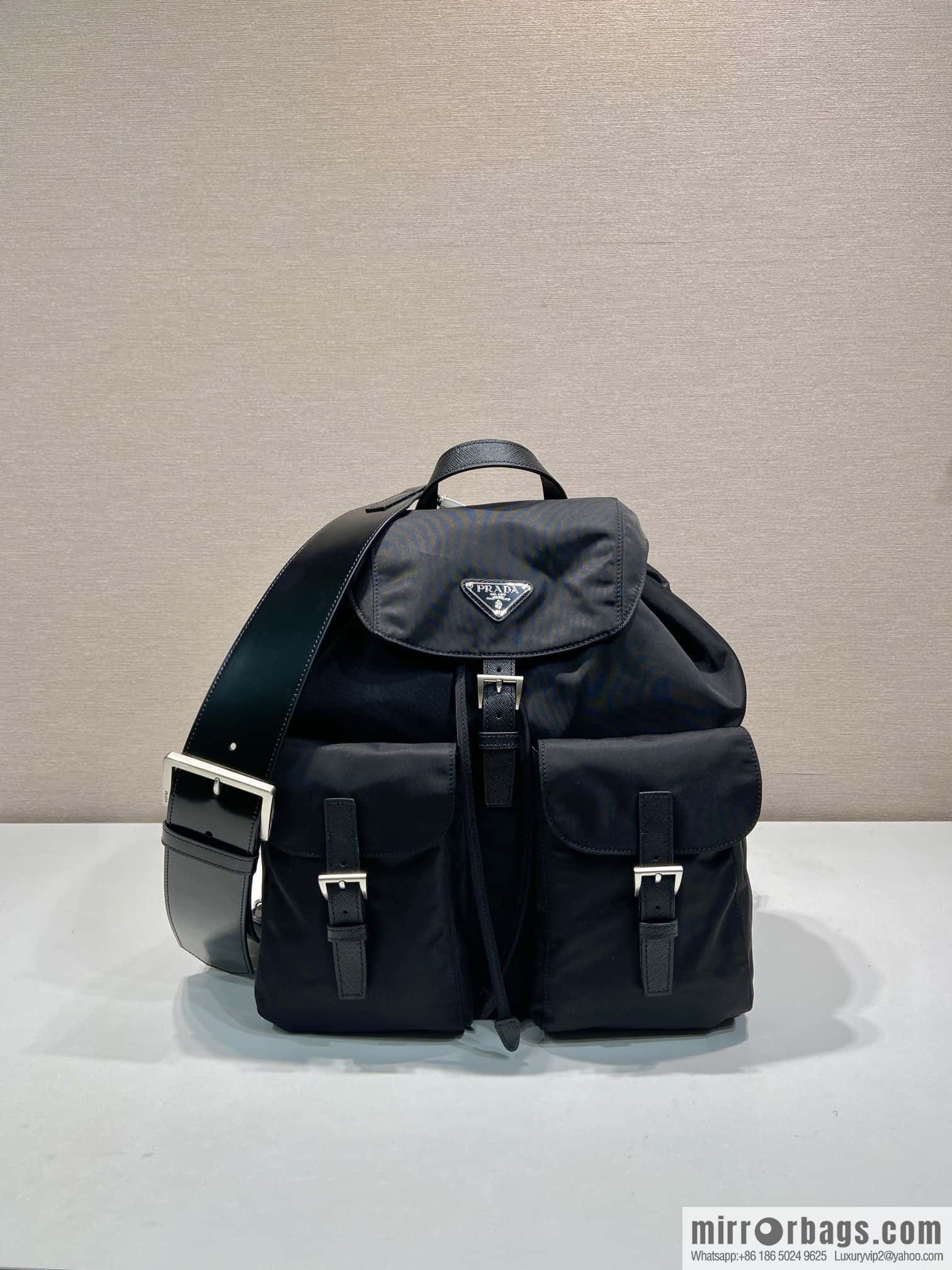 PRADA ๐ new backpack ๐ 2VZ110 bright shoulder back๐๐