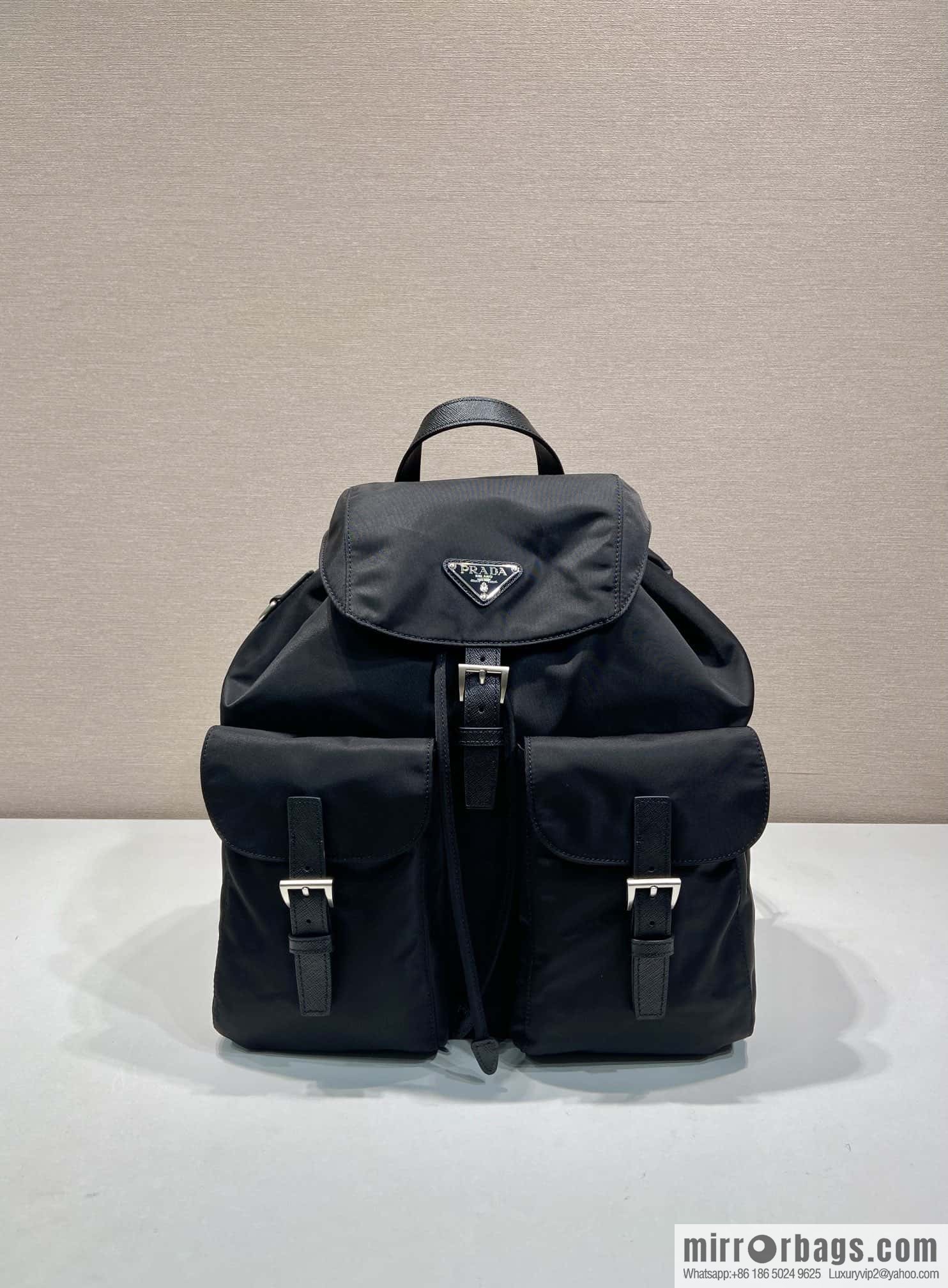 PRADA ๐ new backpack ๐ 2VZ110 bright shoulder back๐๐