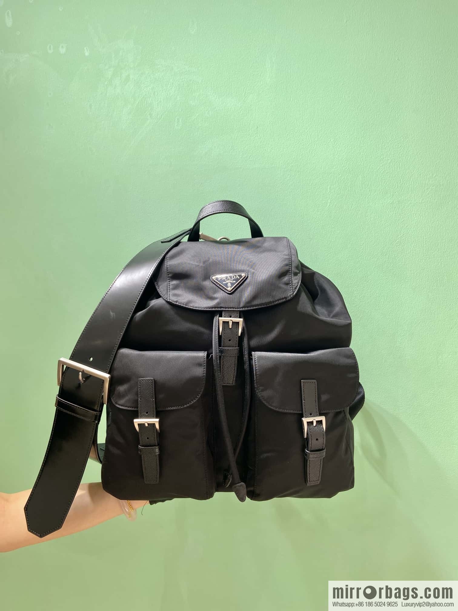 PRADA ๐ new backpack ๐ 2VZ110 bright shoulder back๐๐