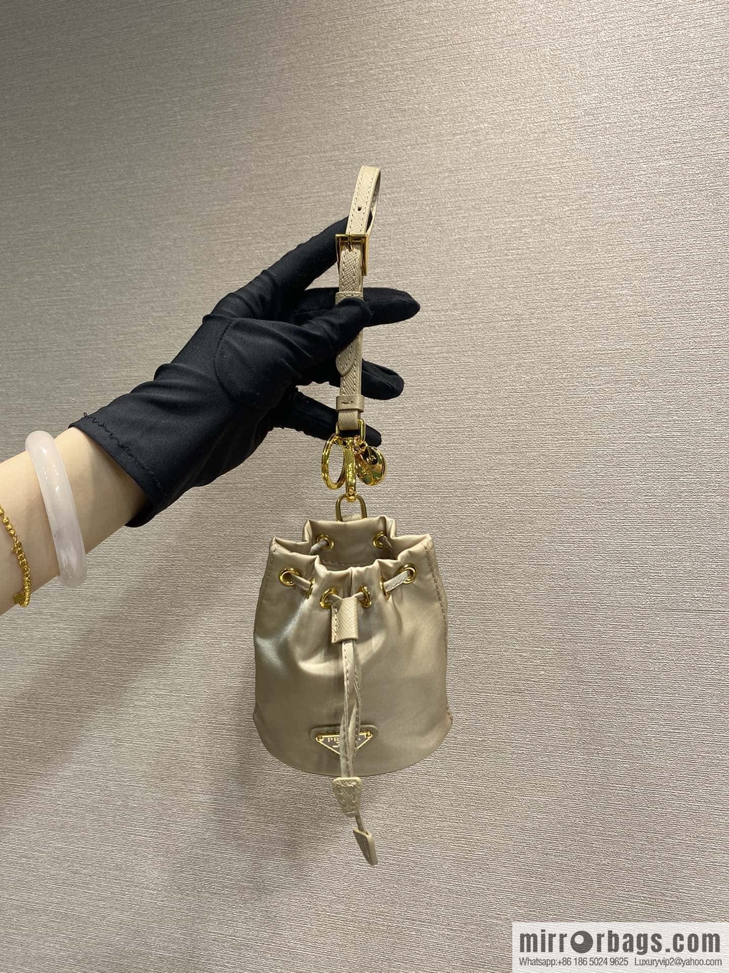 PRADA 🎉 mini bucket bag 🎉 1TT202 new 🎉🎉 grey