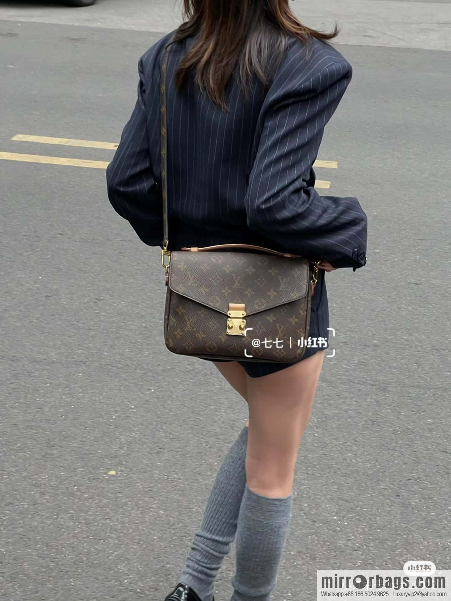 LV ππππππππ πππππ chip rhombus code messenger bag series M44875