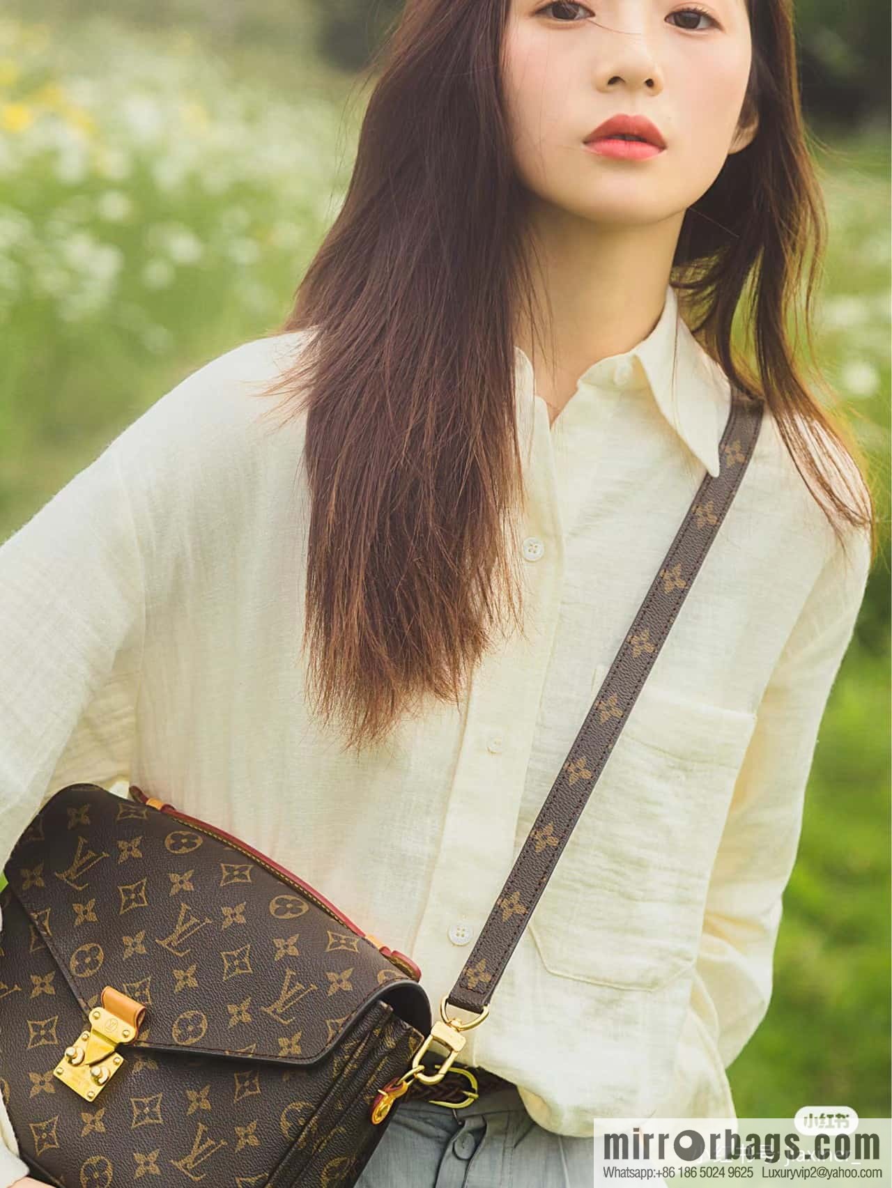 LV ππππππππ πππππ chip rhombus code messenger bag series M44875