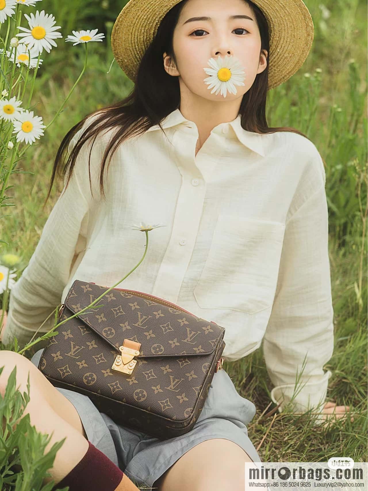 LV ππππππππ πππππ chip rhombus code messenger bag series M44875