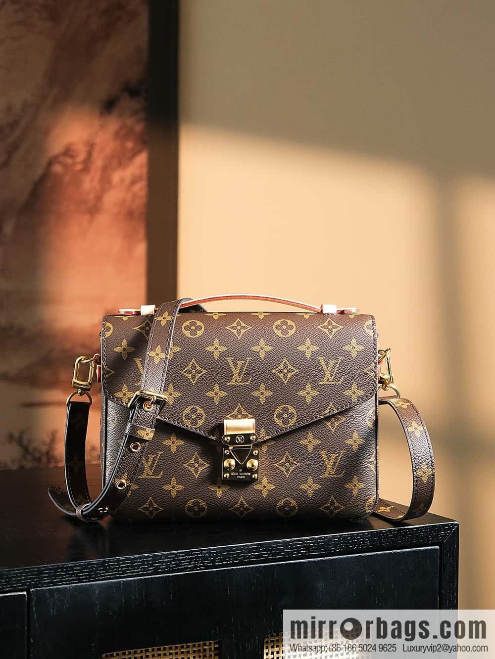 LV ππππππππ πππππ chip rhombus code messenger bag series M44875