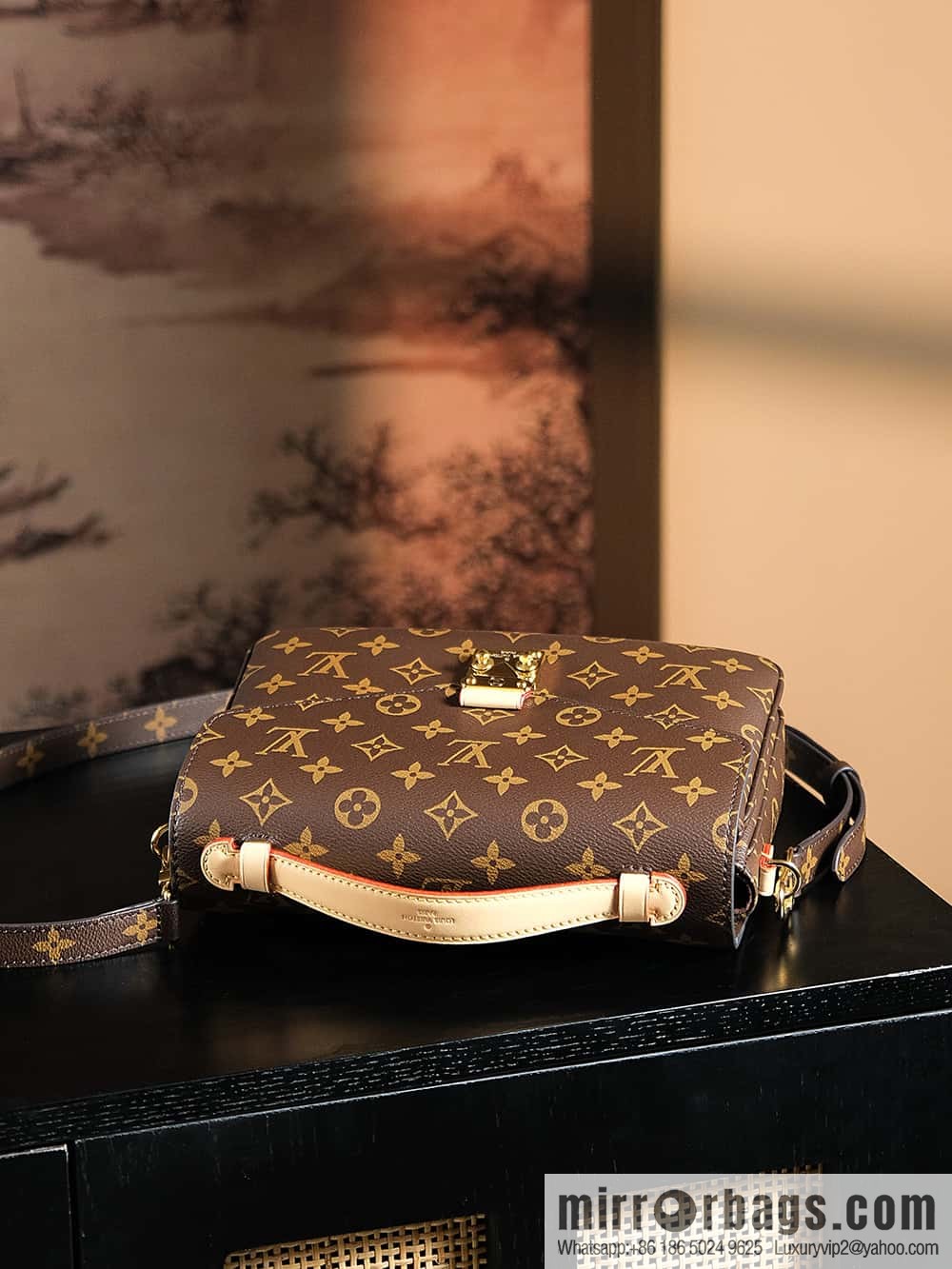 LV ππππππππ πππππ chip rhombus code messenger bag series M44875