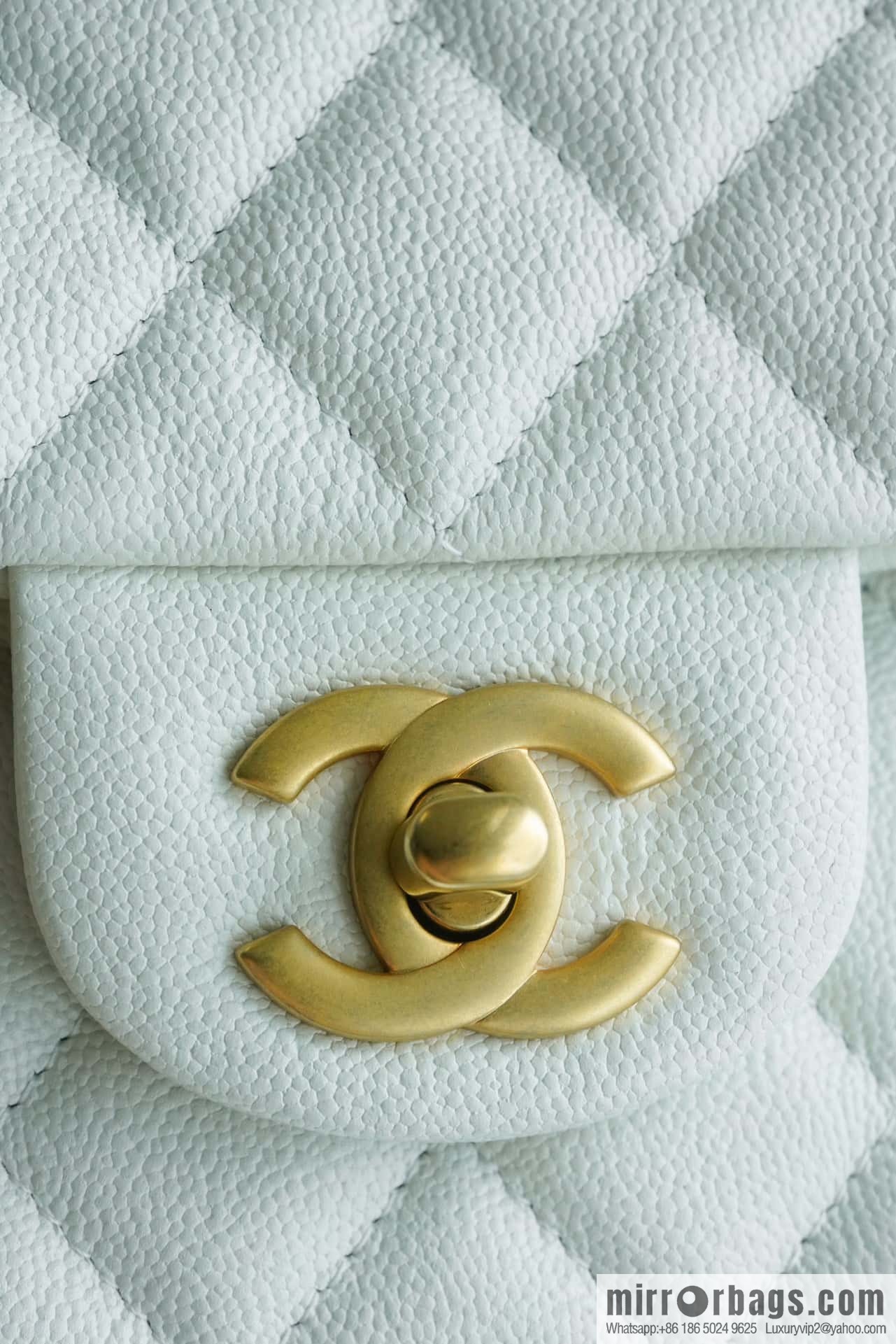CHANEL 21S Handle CF Mini Platinum ๐ค AS2431