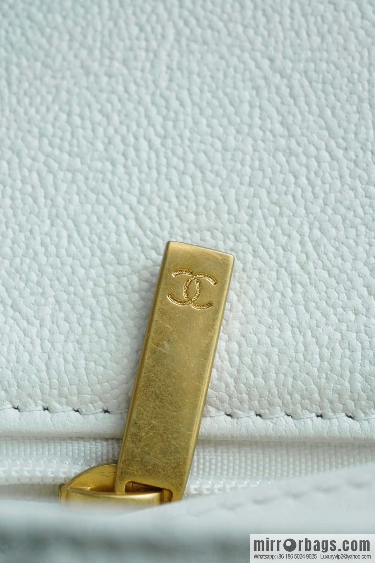 CHANEL 21S Handle CF Mini Platinum ๐ค AS2431