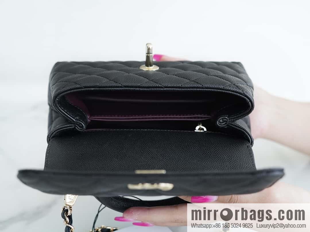 CHANEL spring and summer new product 𝗠𝗶𝗡𝗶 𝗖𝗼𝗖𝗼 𝗛𝗮𝗻𝗱𝗹𝗲 black gold AS2215