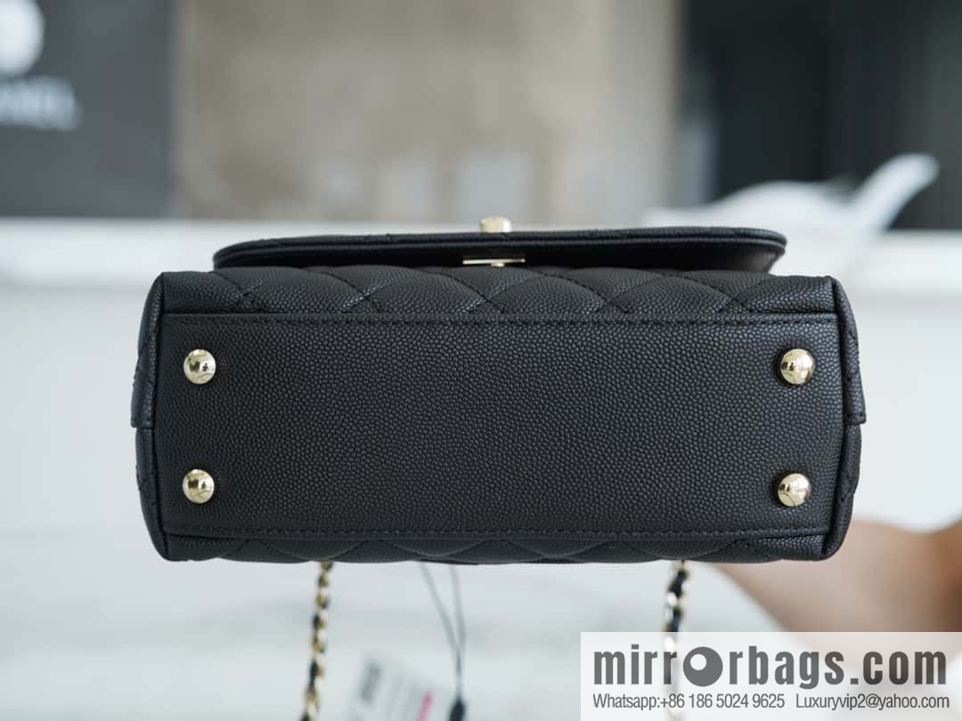 CHANEL spring and summer new product 𝗠𝗶𝗡𝗶 𝗖𝗼𝗖𝗼 𝗛𝗮𝗻𝗱𝗹𝗲 black gold AS2215
