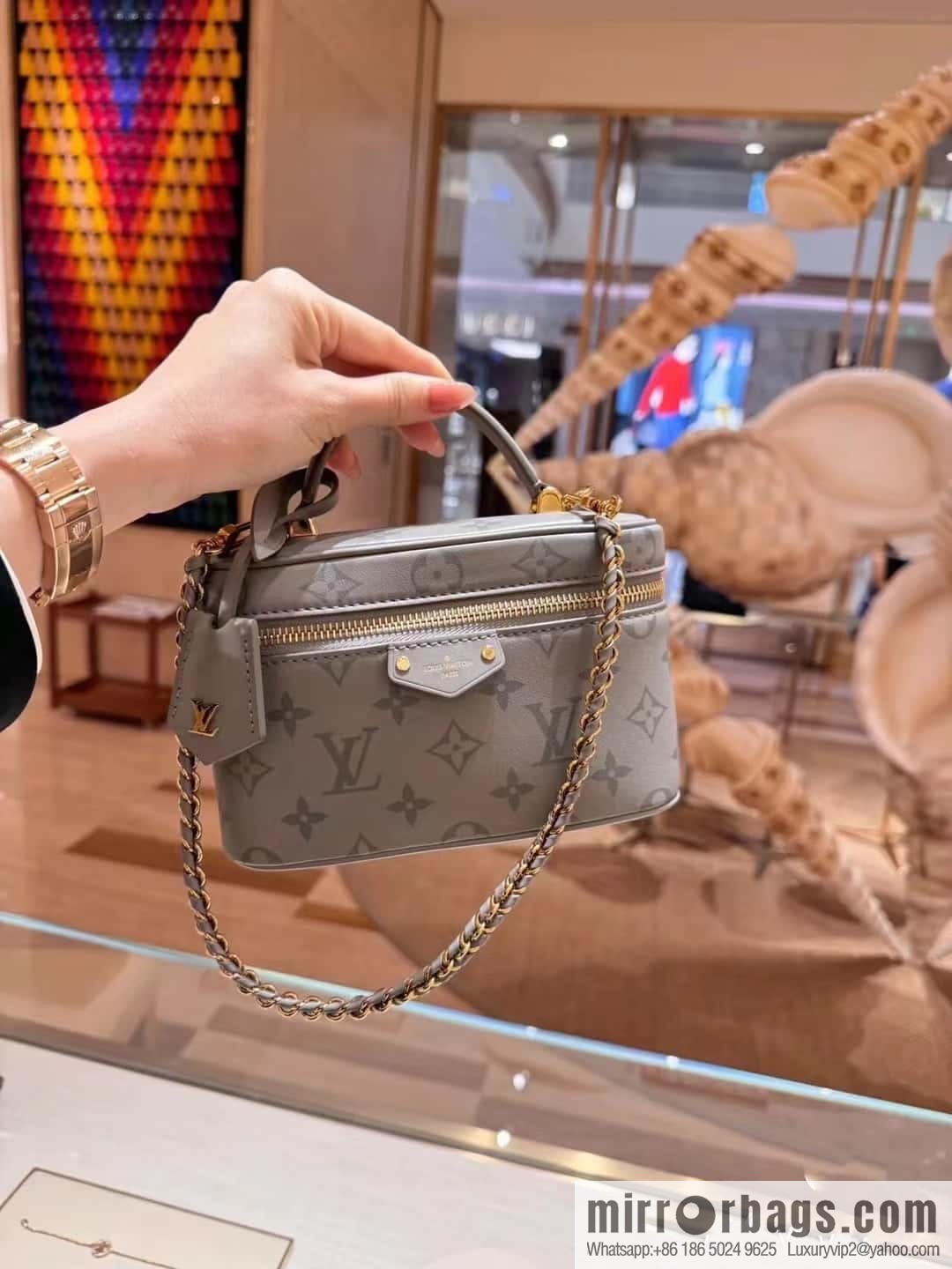 [Boutique‑grade] M12427 shark gray silk screen printing, full leather chain bag series Vanity Chain Pouch handbag