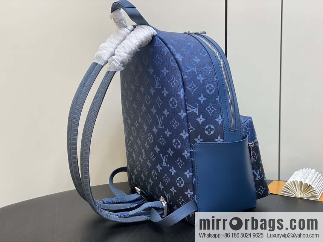 [Premium‑quality] M11544 blue gradual change of color, backpack series, variable code chip version Discovery small backpack