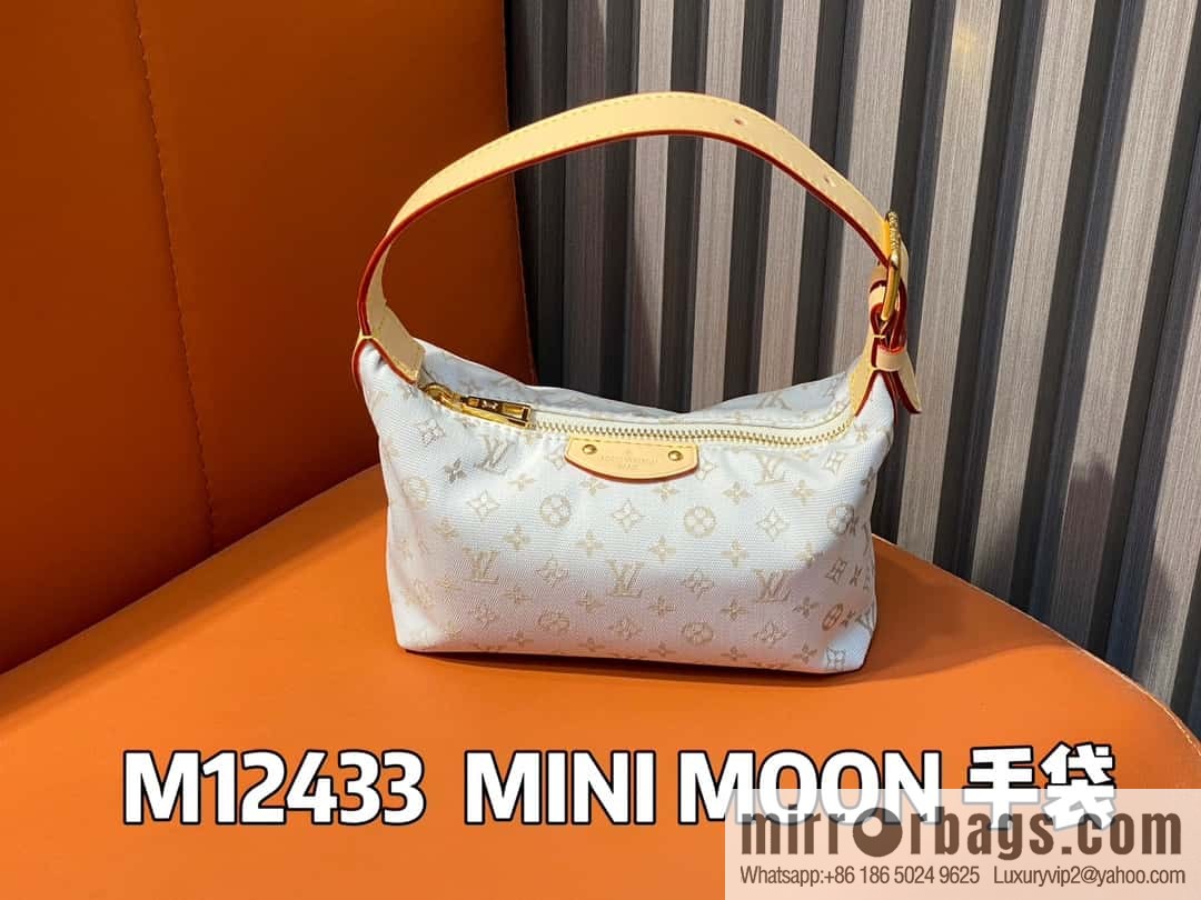 [Boutique‑grade] M12433 white, mini lunch box bag, moon bag series MINI MOON handbag