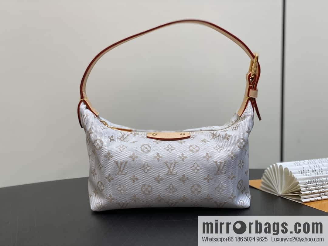 [Boutique‑grade] M12433 white, mini lunch box bag, moon bag series MINI MOON handbag