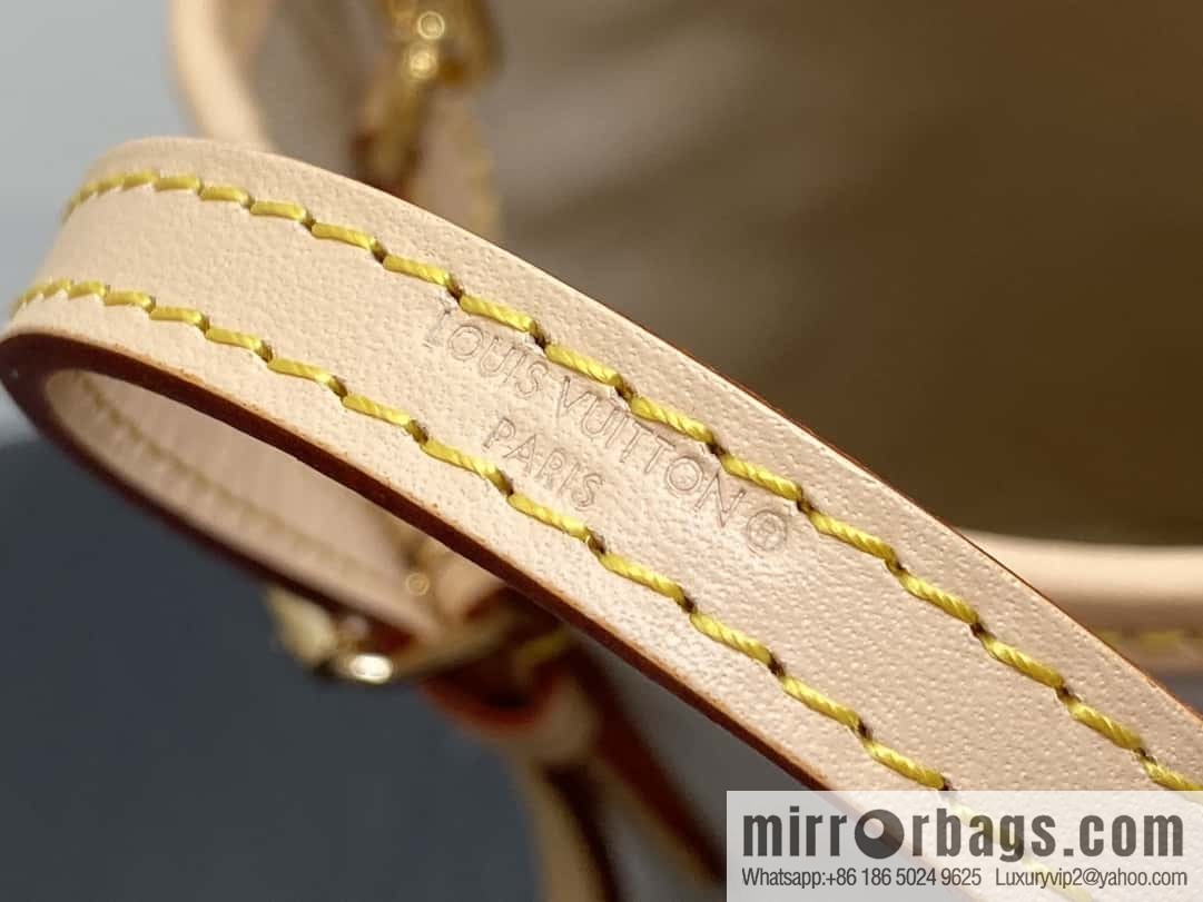 [Boutique‑grade] M12317 white denim, mini bucket bag series Nano Bucket Mini bucket handbag