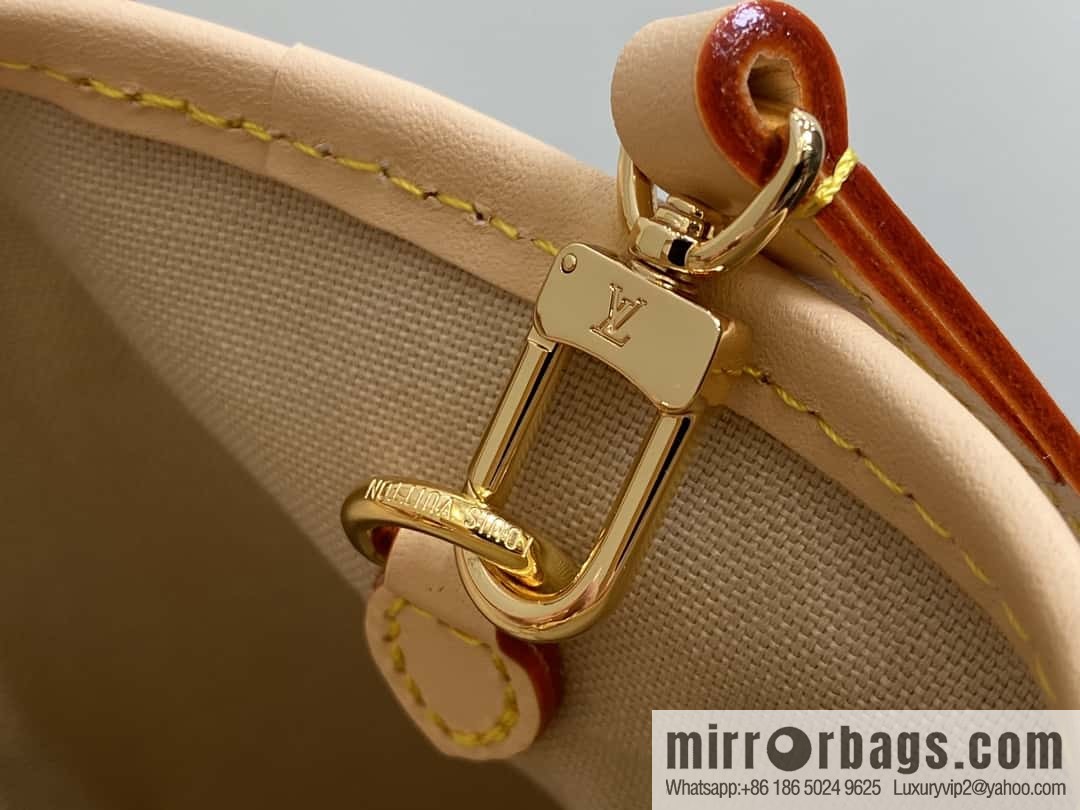 [Boutique‑grade] M12317 white denim, mini bucket bag series Nano Bucket Mini bucket handbag