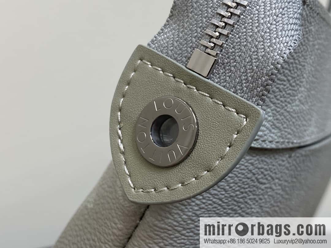 [Boutique‑grade] M11545 blue gradual change handbag clutch series Pochette Voyage Souple clutch
