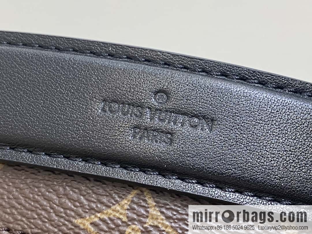 [Boutique‑grade] M12075 presbyopia, this Lucky Trunk handbag will be displayed in autumn and winter 2024