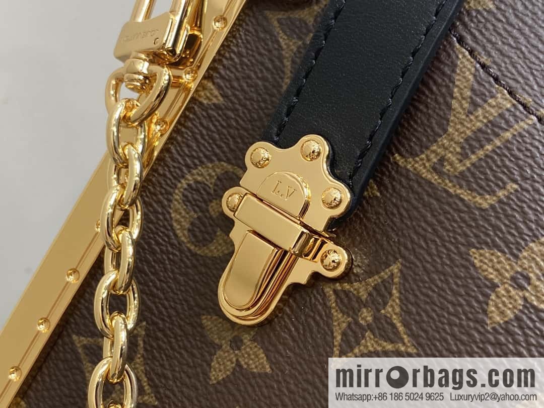 [Boutique‑grade] M12075 presbyopia, this Lucky Trunk handbag will be displayed in autumn and winter 2024
