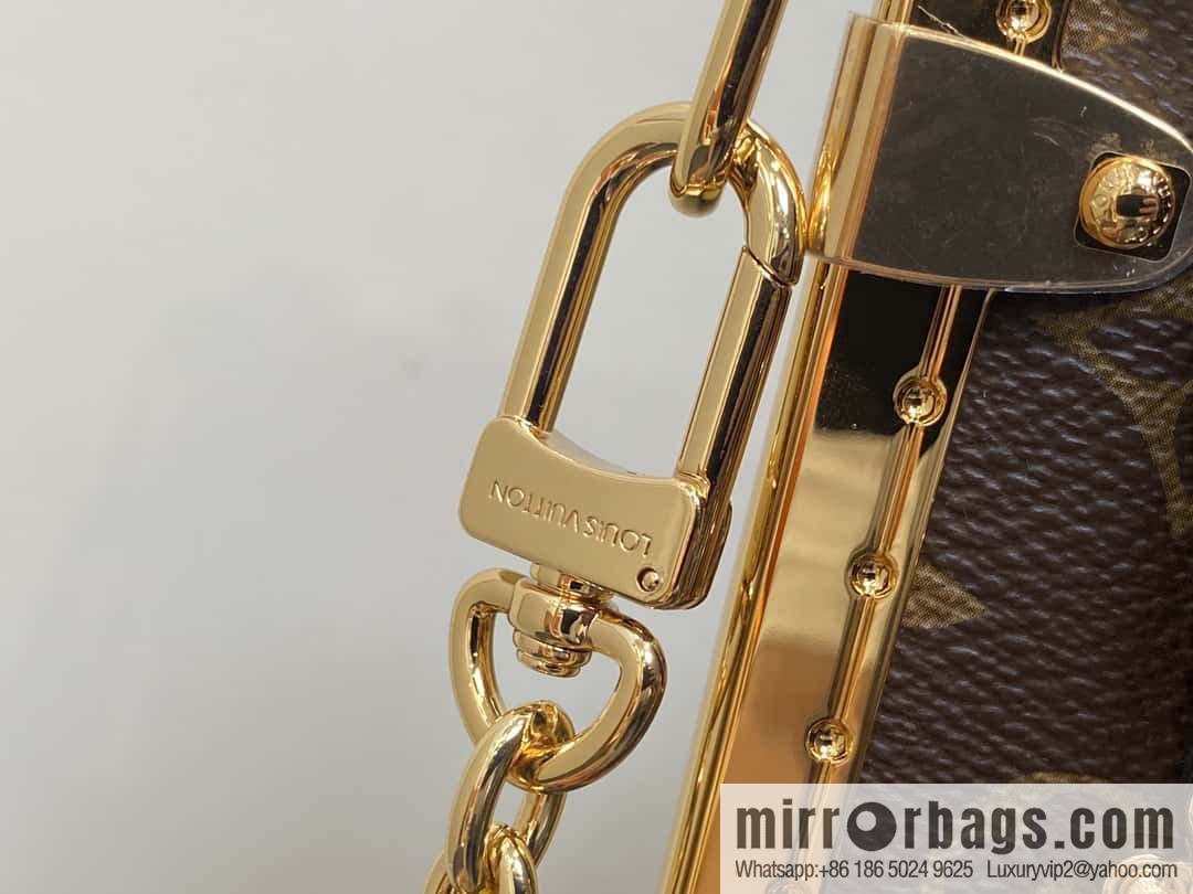 [Boutique‑grade] M12075 presbyopia, this Lucky Trunk handbag will be displayed in autumn and winter 2024