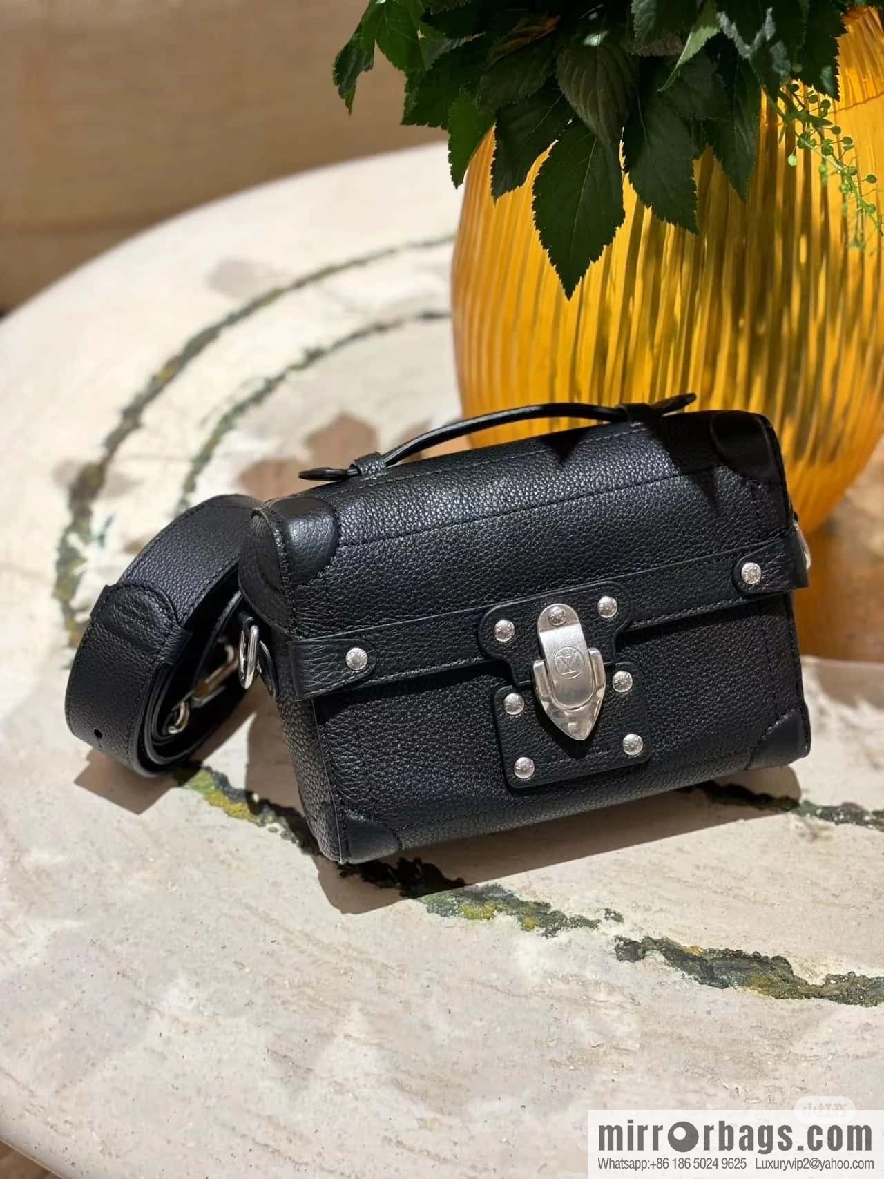 [Boutique‑grade] M11516 black full leather, men's bag box bag series, the new Soul Trunk handbag of the season