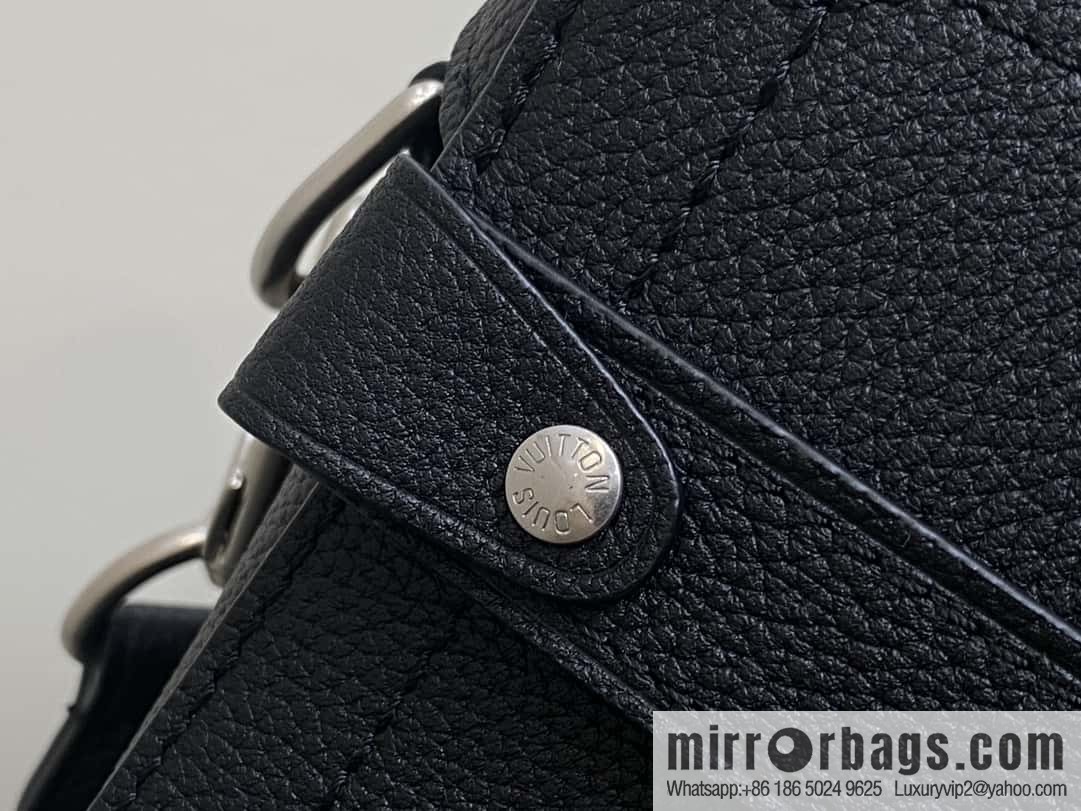 [Boutique‑grade] M11516 black full leather, men's bag box bag series, the new Soul Trunk handbag of the season